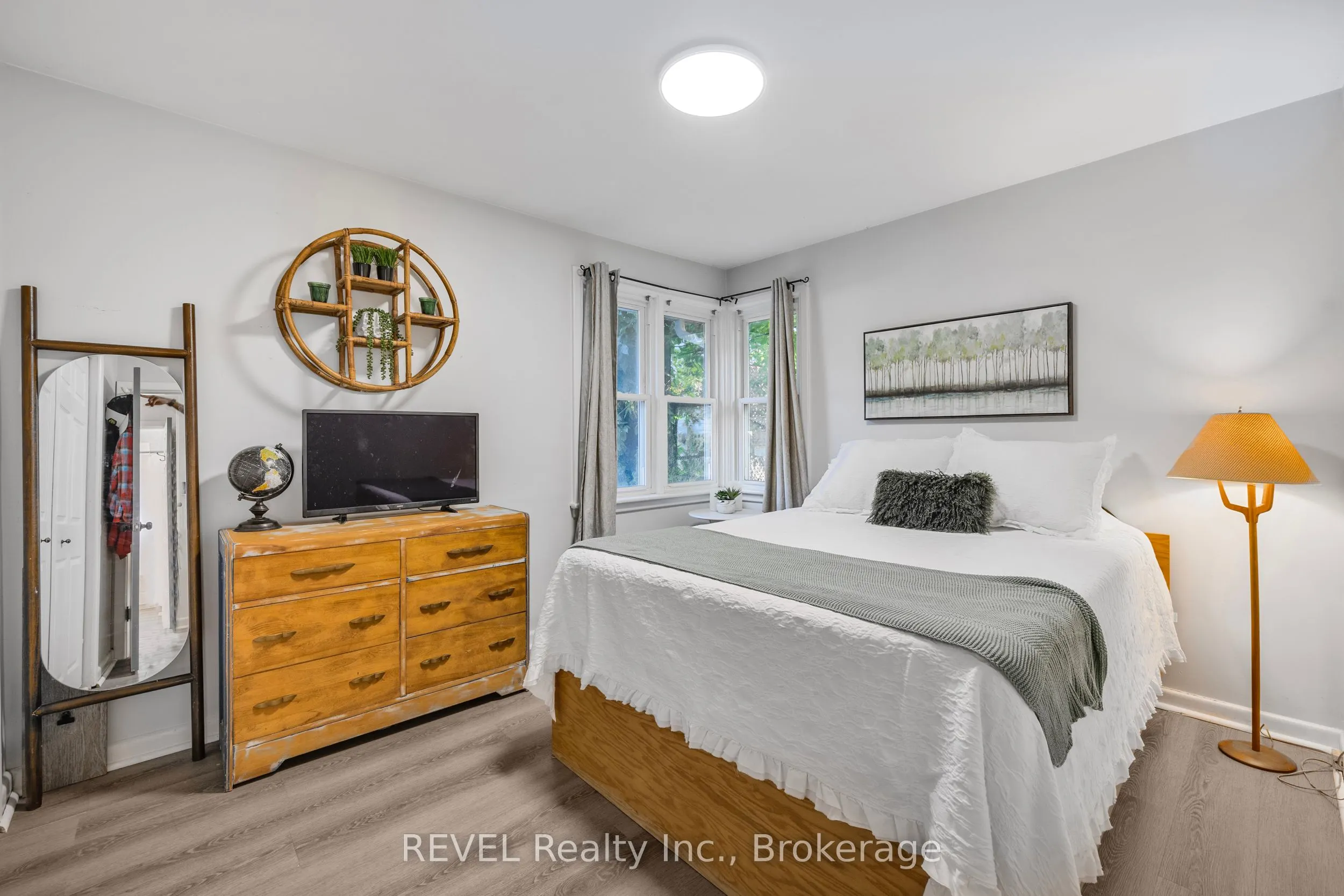 146 Gray Road