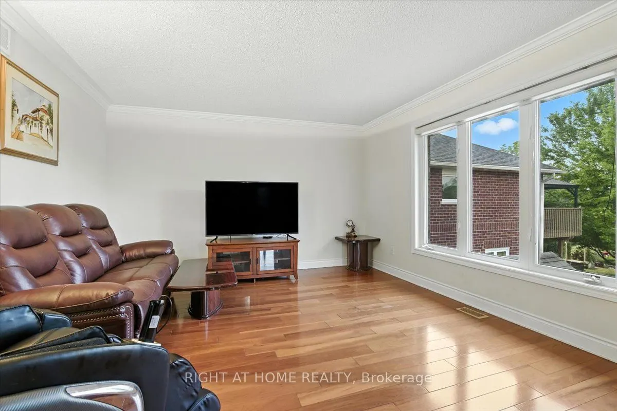 47 Logie Street