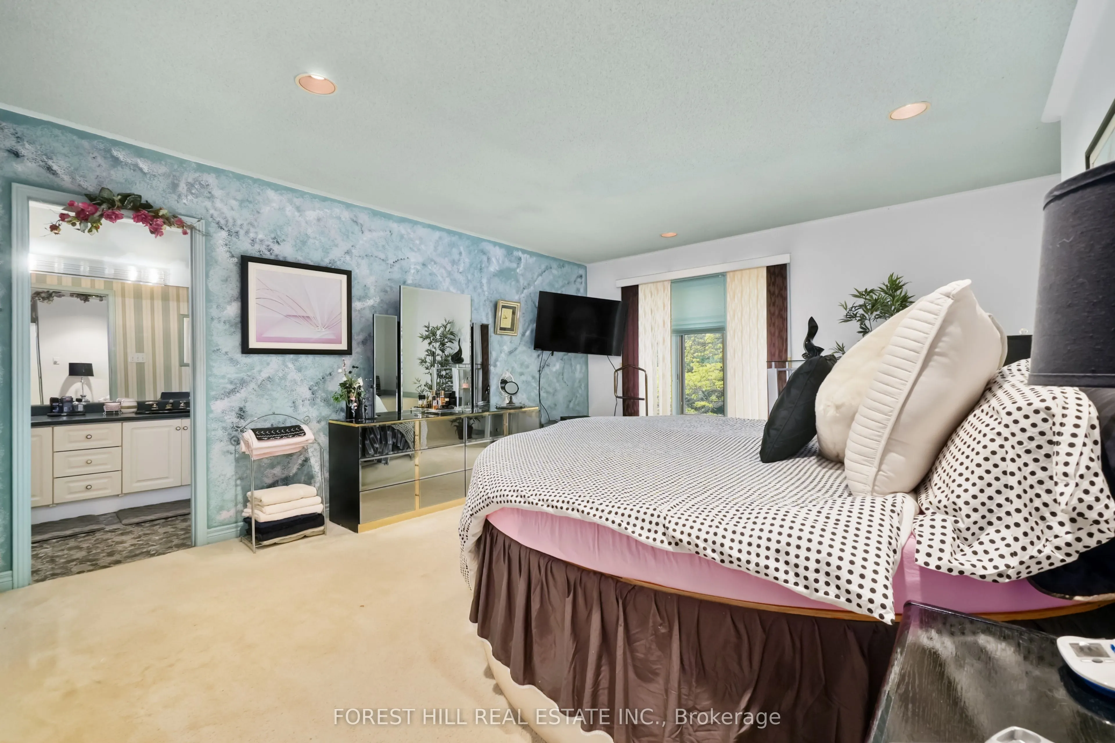 285 Cottonwood Drive