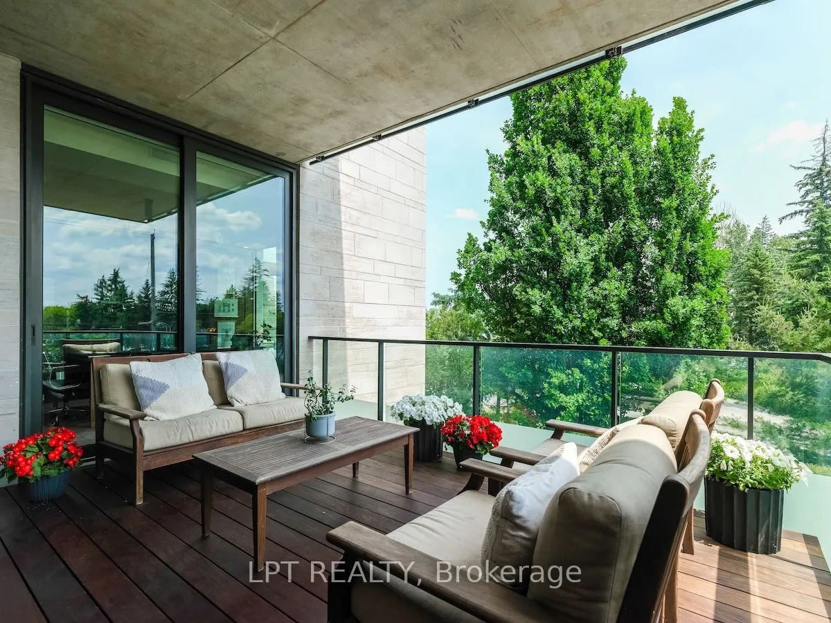 1 Fifth Avenue, #205