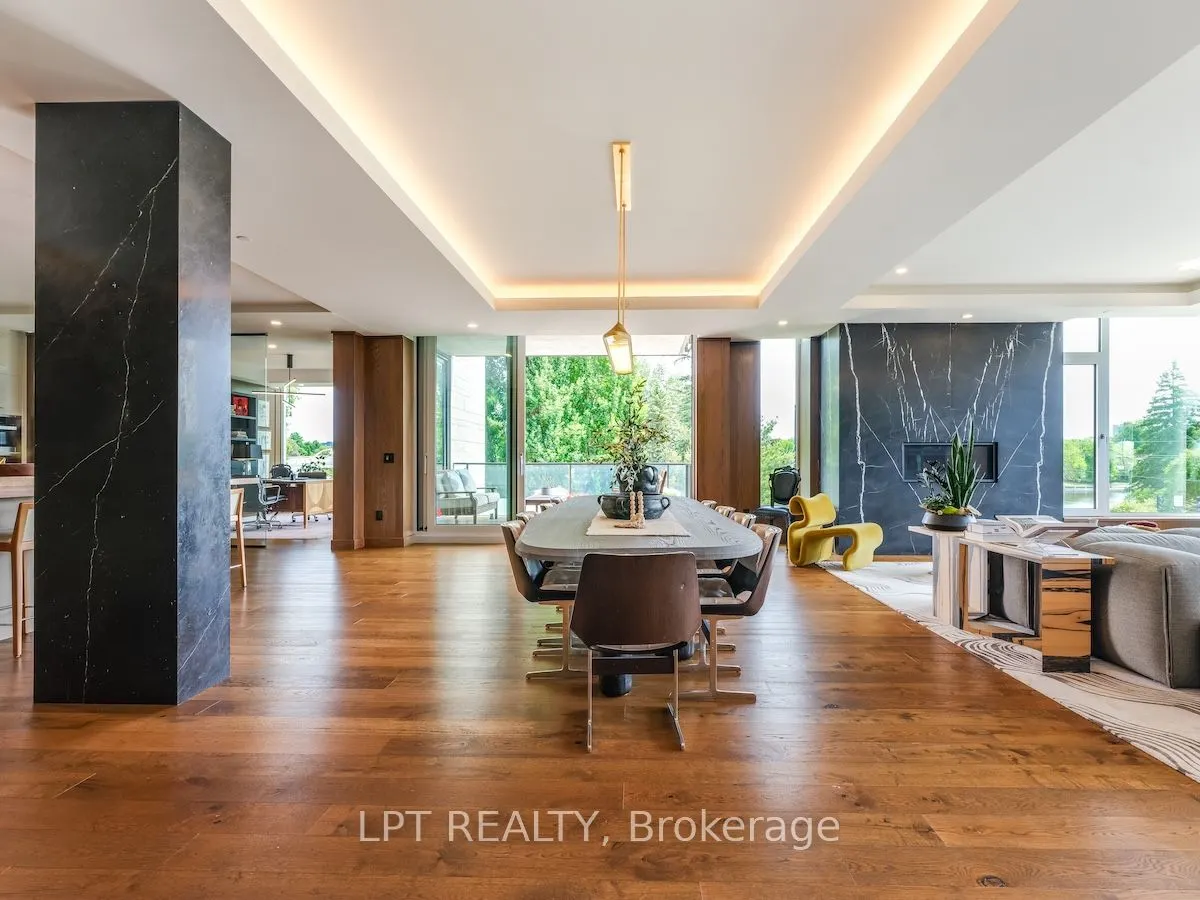 1 Fifth Avenue, #205