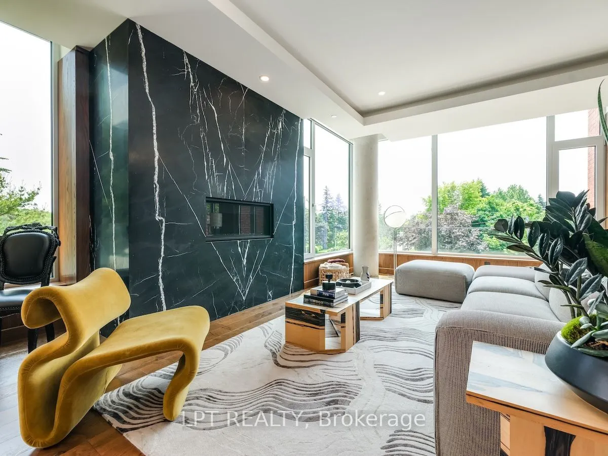 1 Fifth Avenue, #205