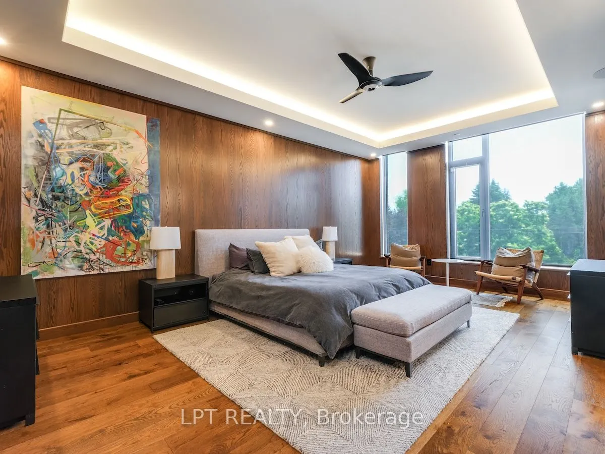 1 Fifth Avenue, #205