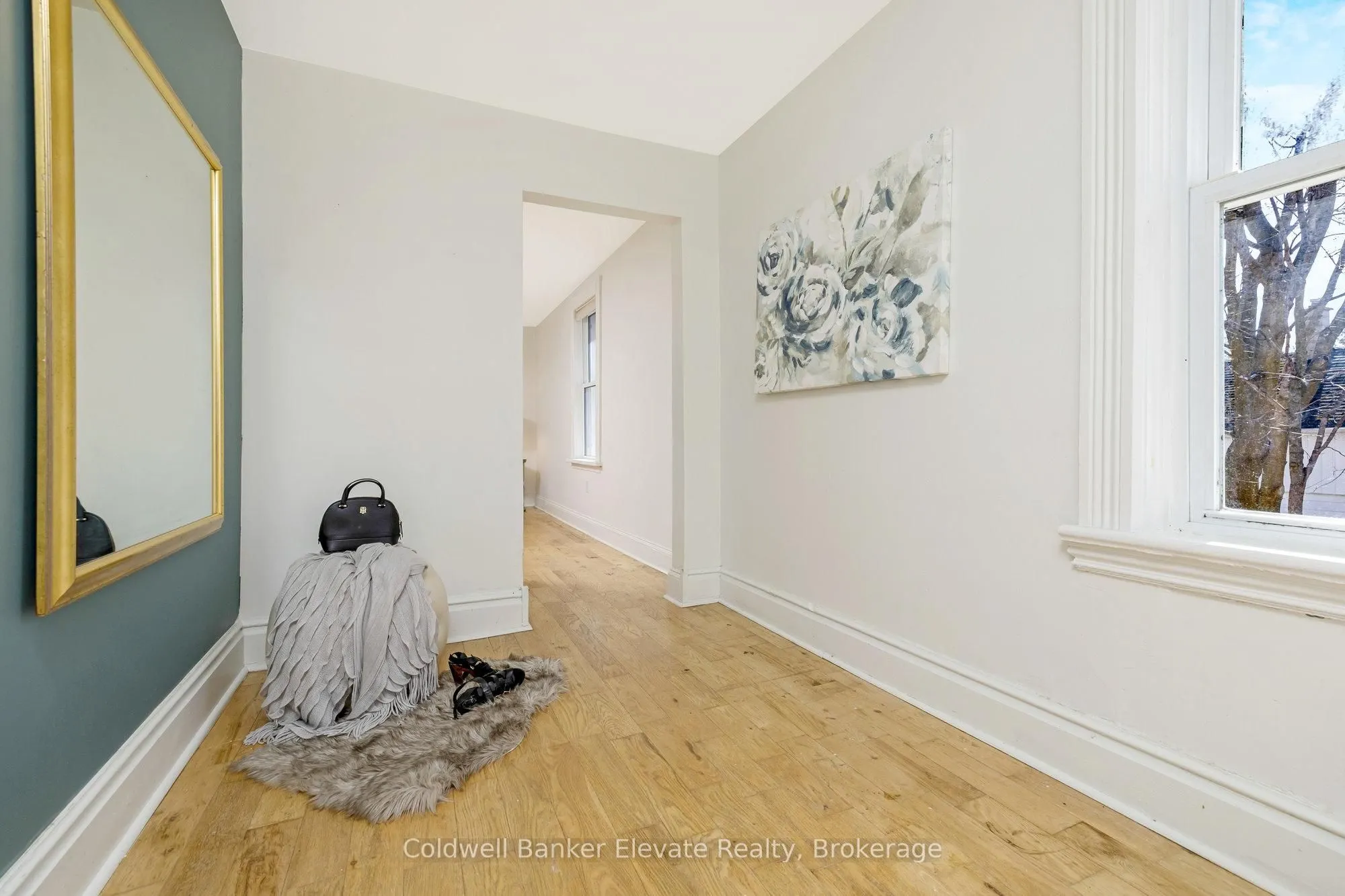 87 Trafalgar Road N