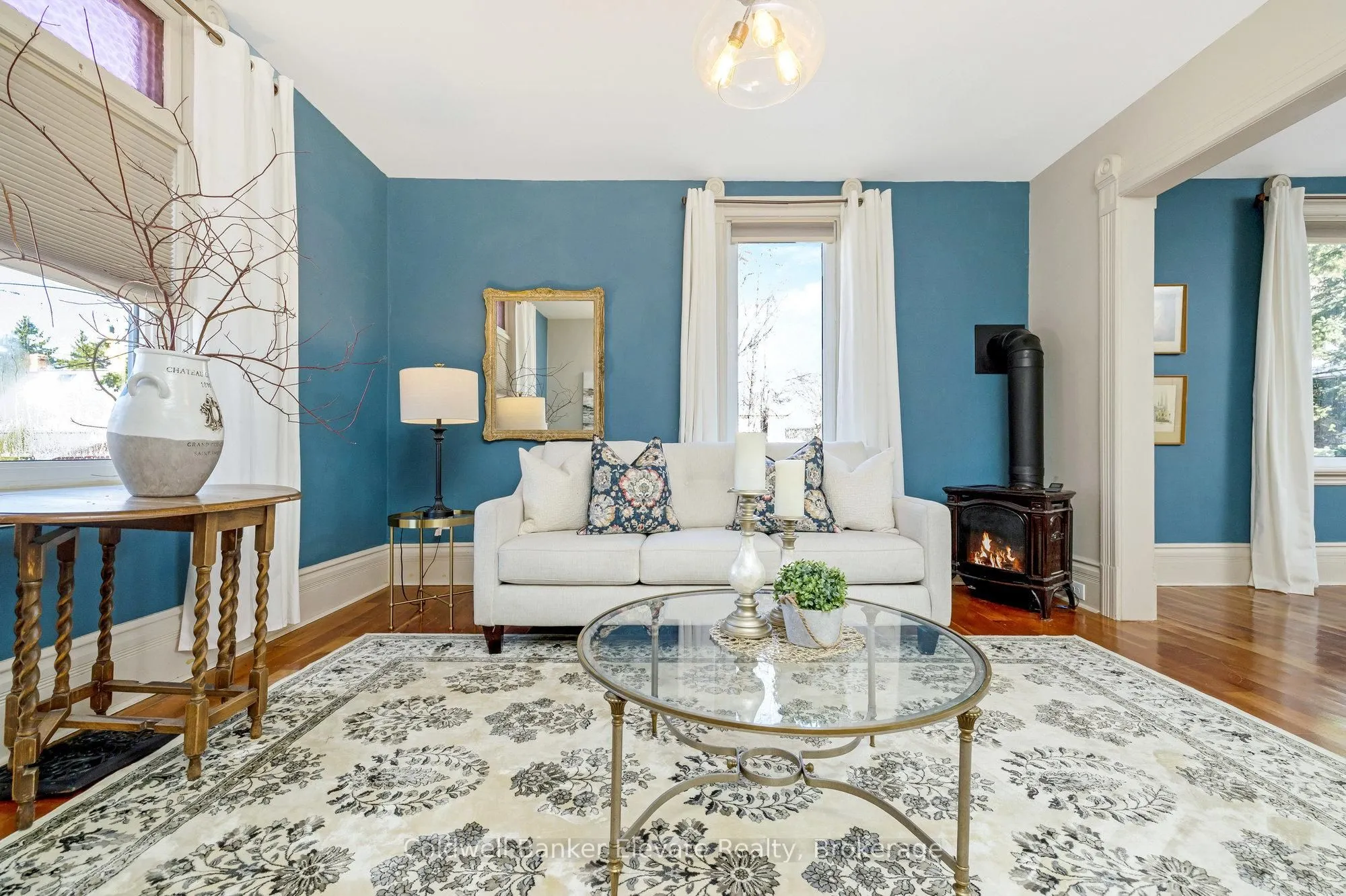 87 Trafalgar Road N