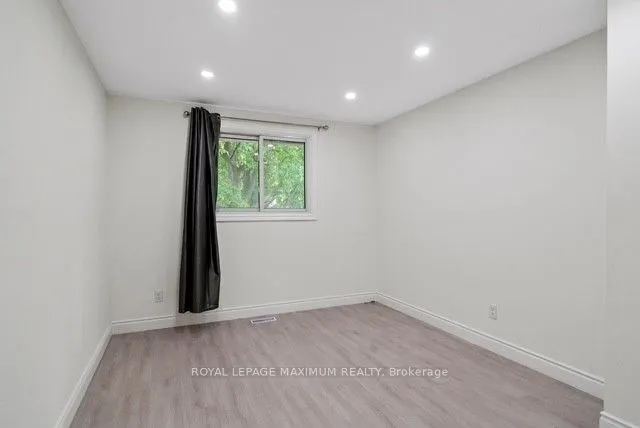231 A Cedarbrae Avenue
