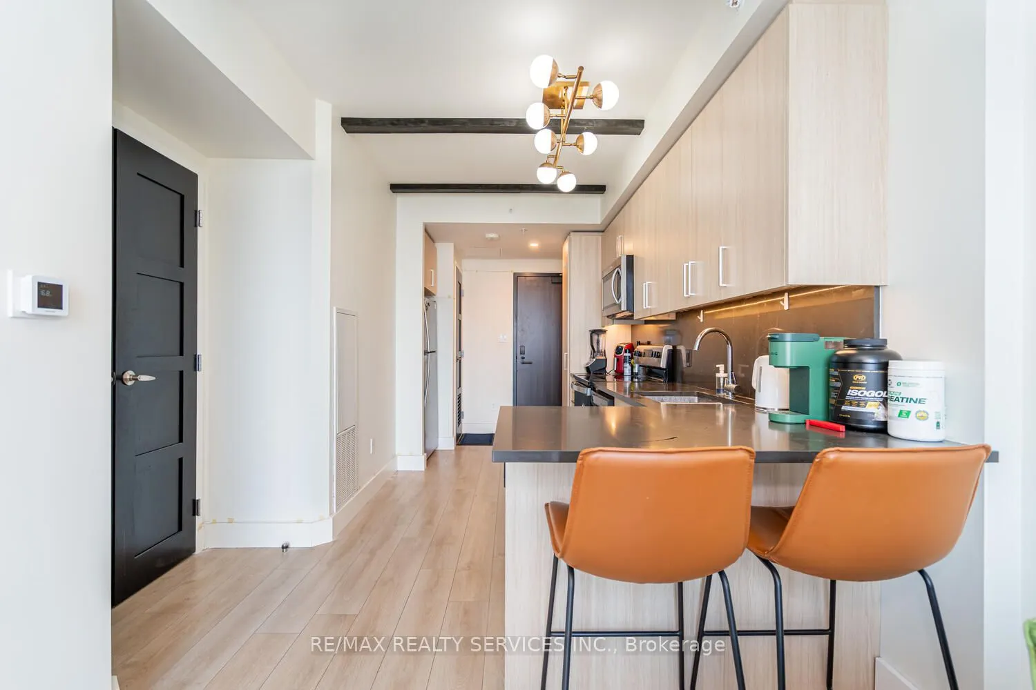 145 Columbia Street, #1736