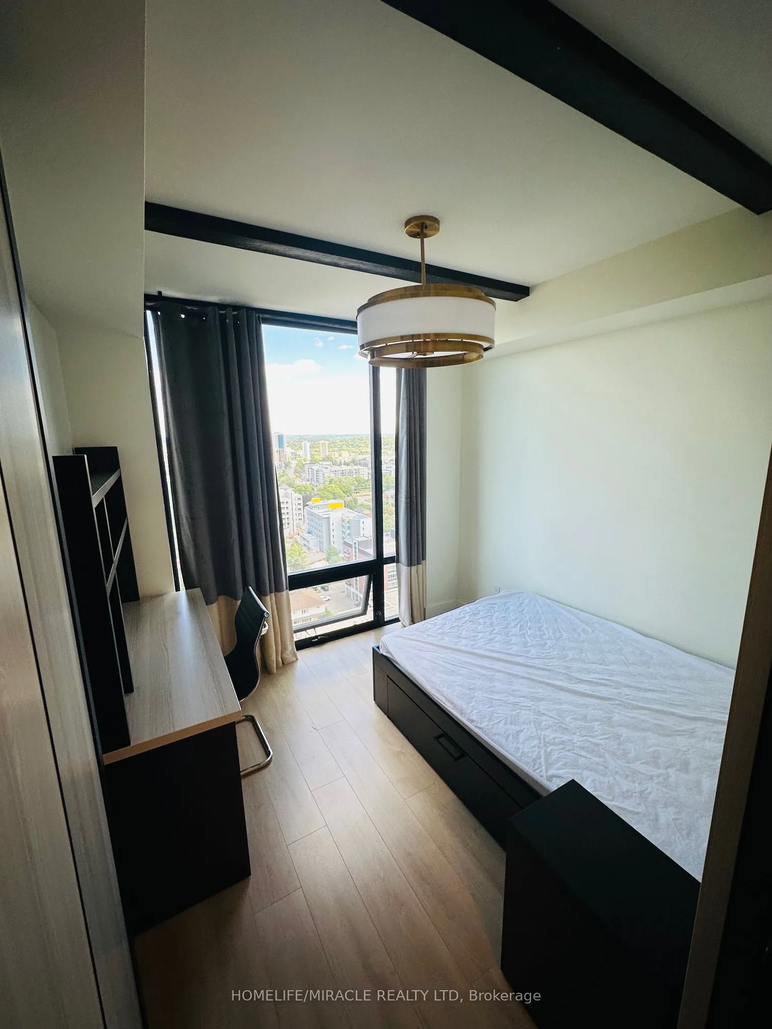 145 Columbia Street W, #2226