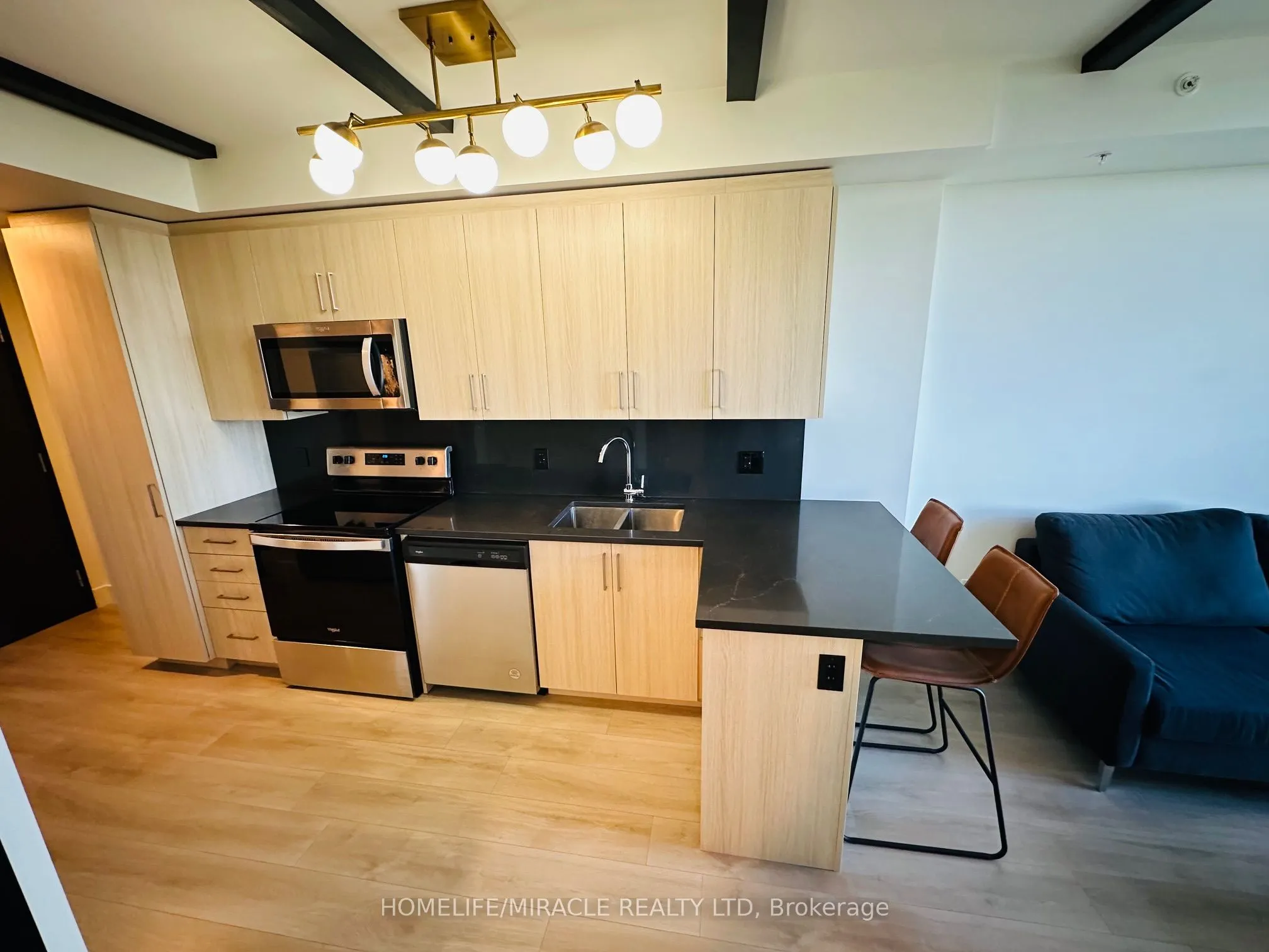 145 Columbia Street W, #2226