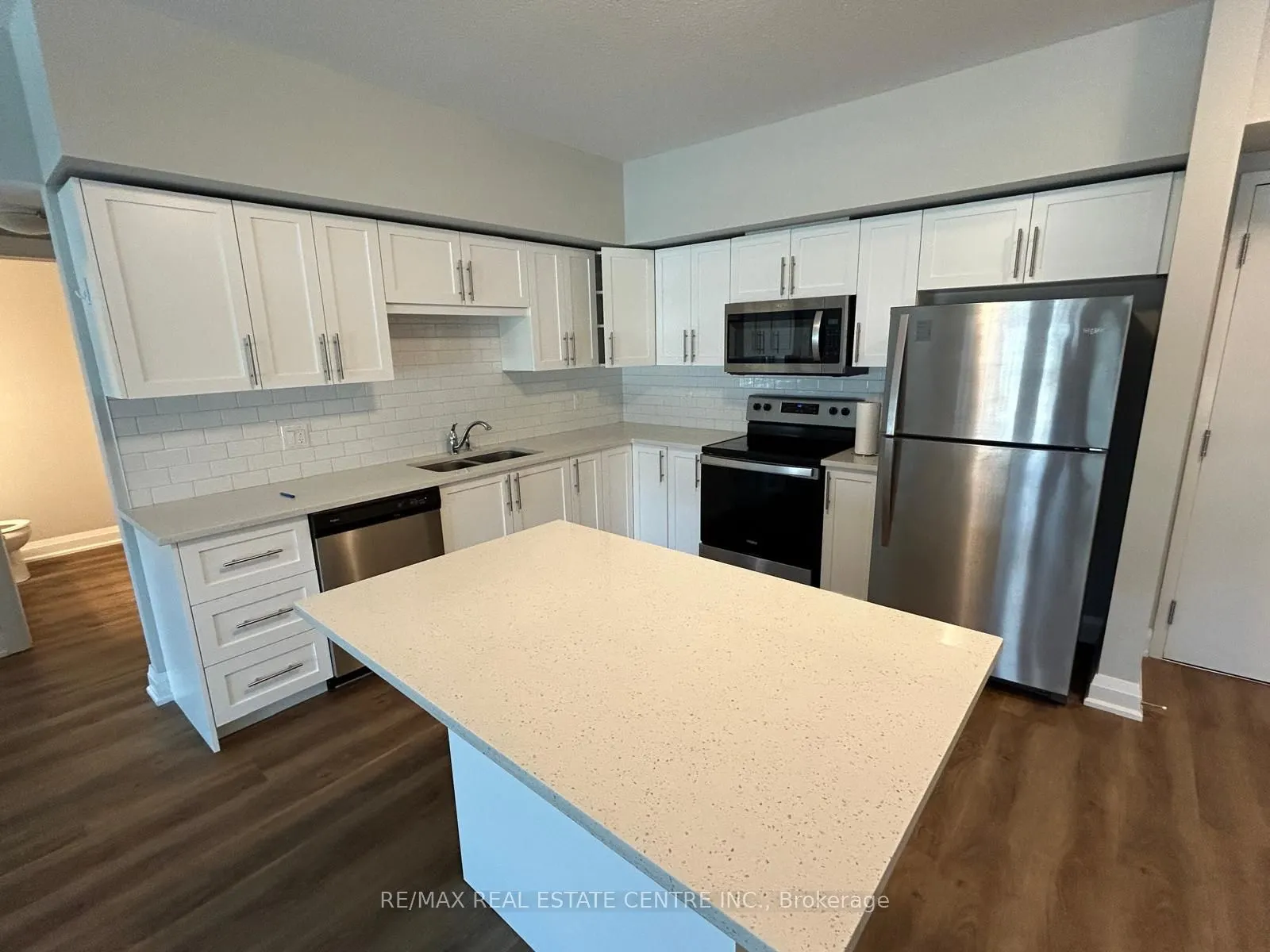 120 Summersides Boulevard, #108
