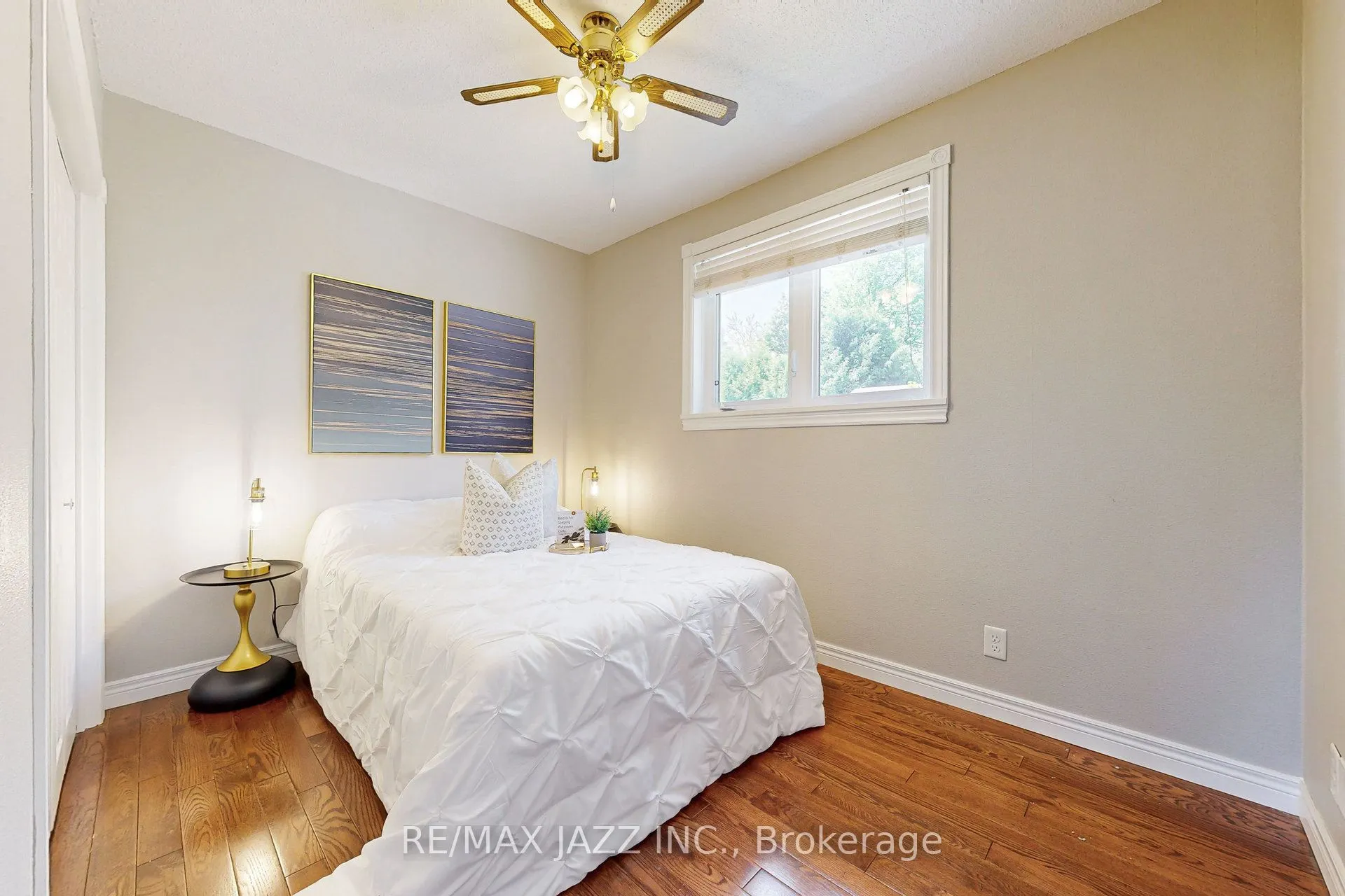 13 Springbrook Road