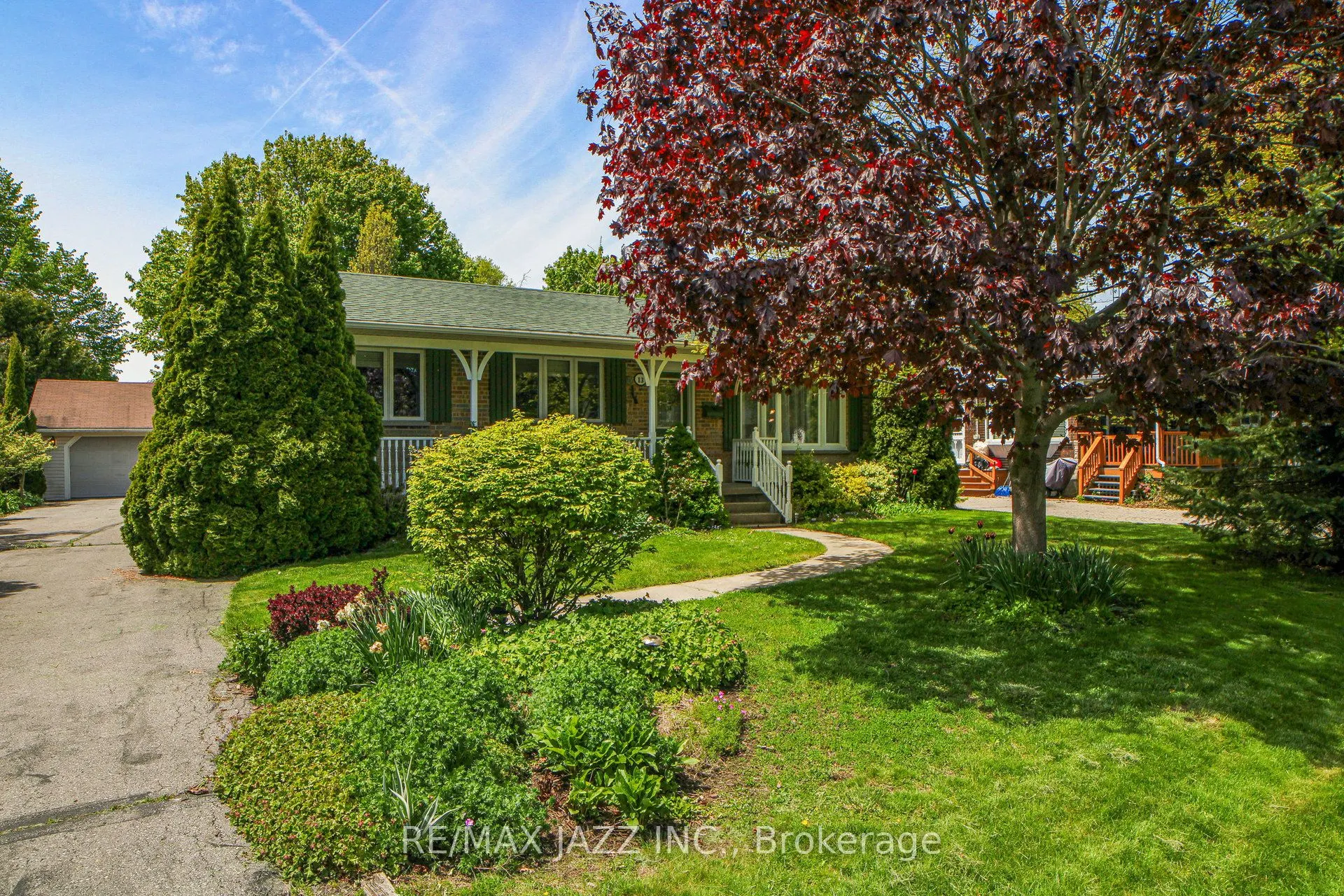 13 Springbrook Road