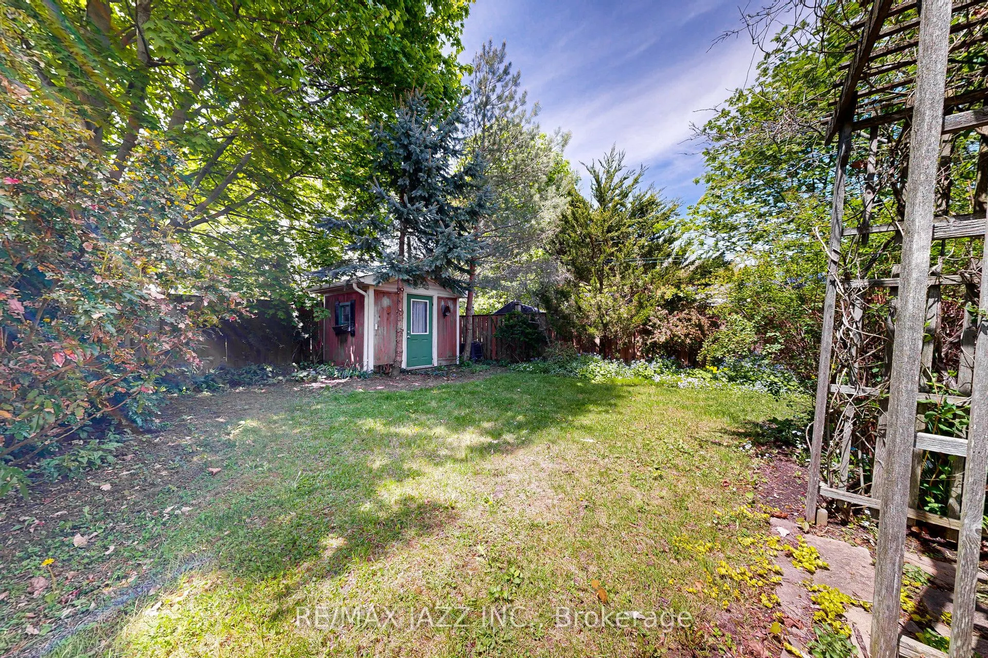 13 Springbrook Road