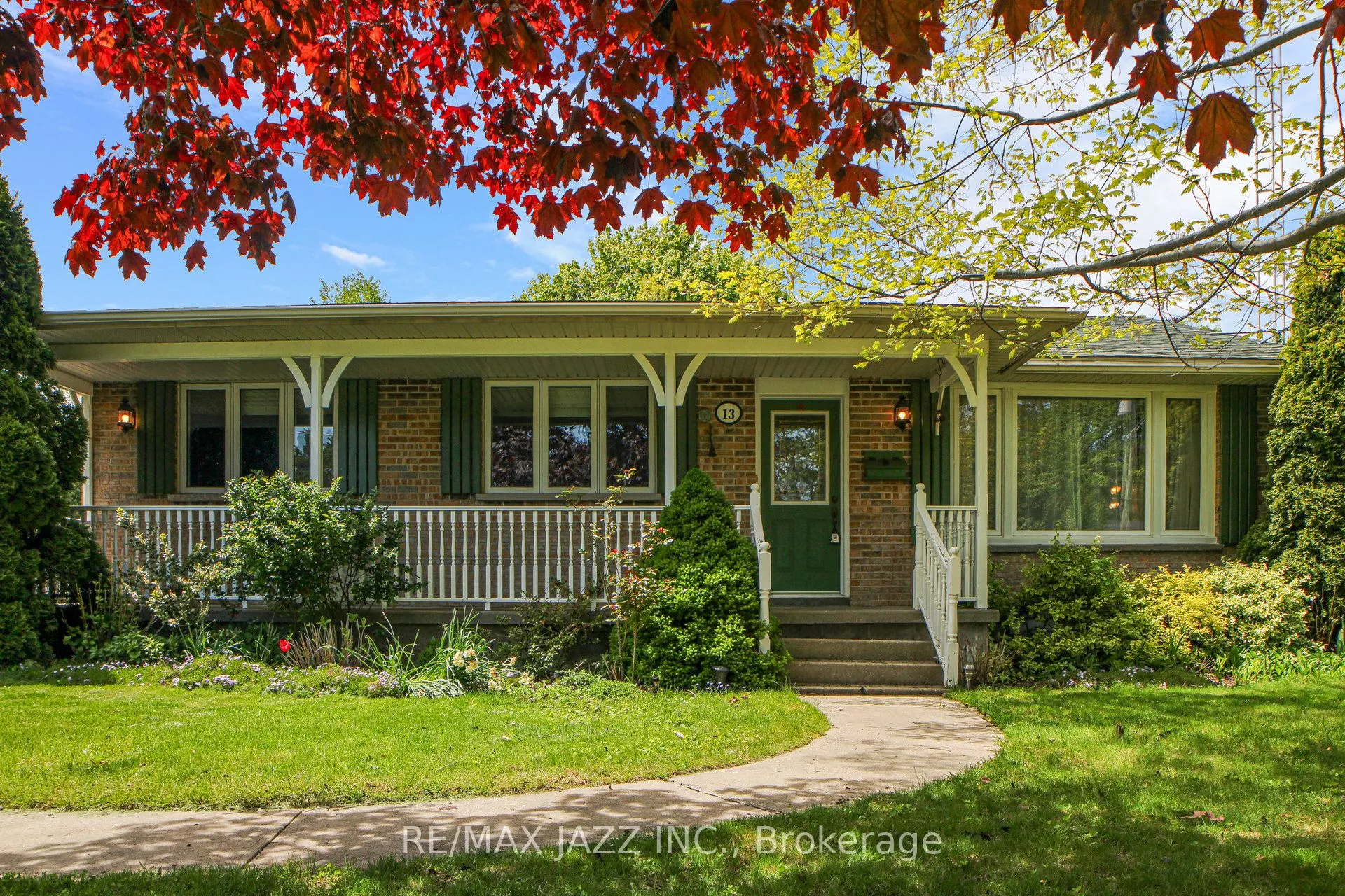 13 Springbrook Road