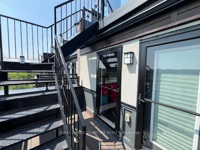35 Midhurst Heights, #4