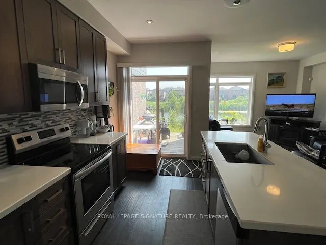 35 Midhurst Heights, #4