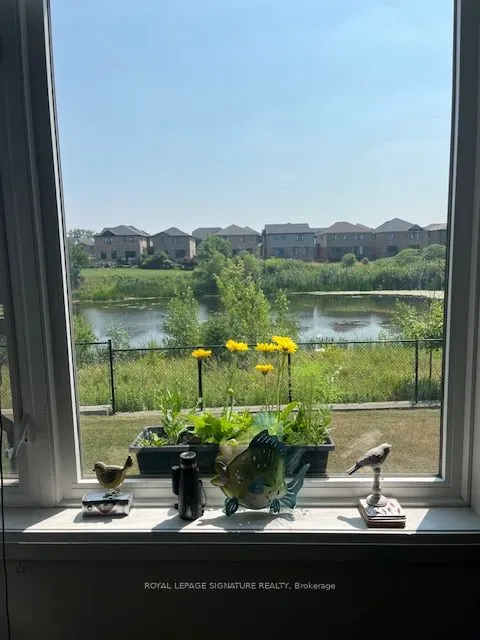 35 Midhurst Heights, #4