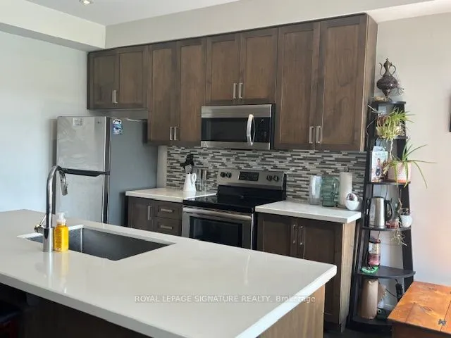35 Midhurst Heights, #4