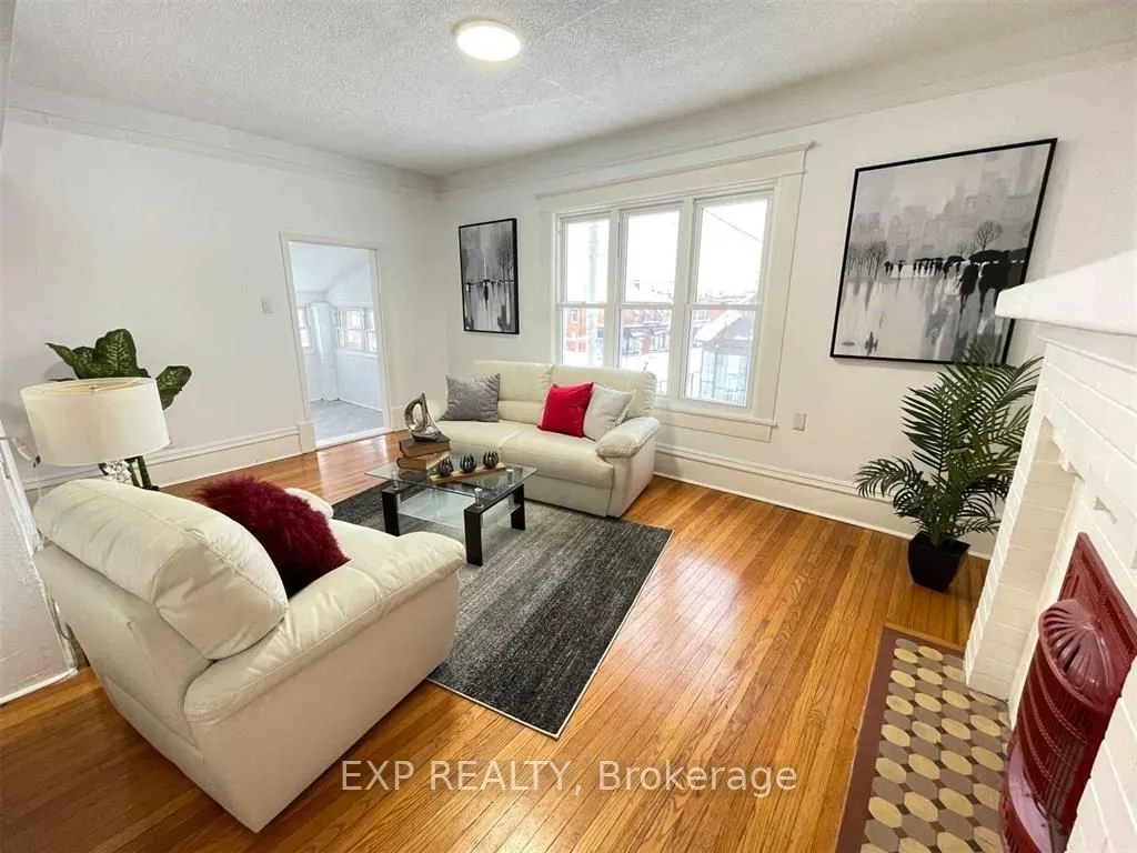 229 Locke Street S