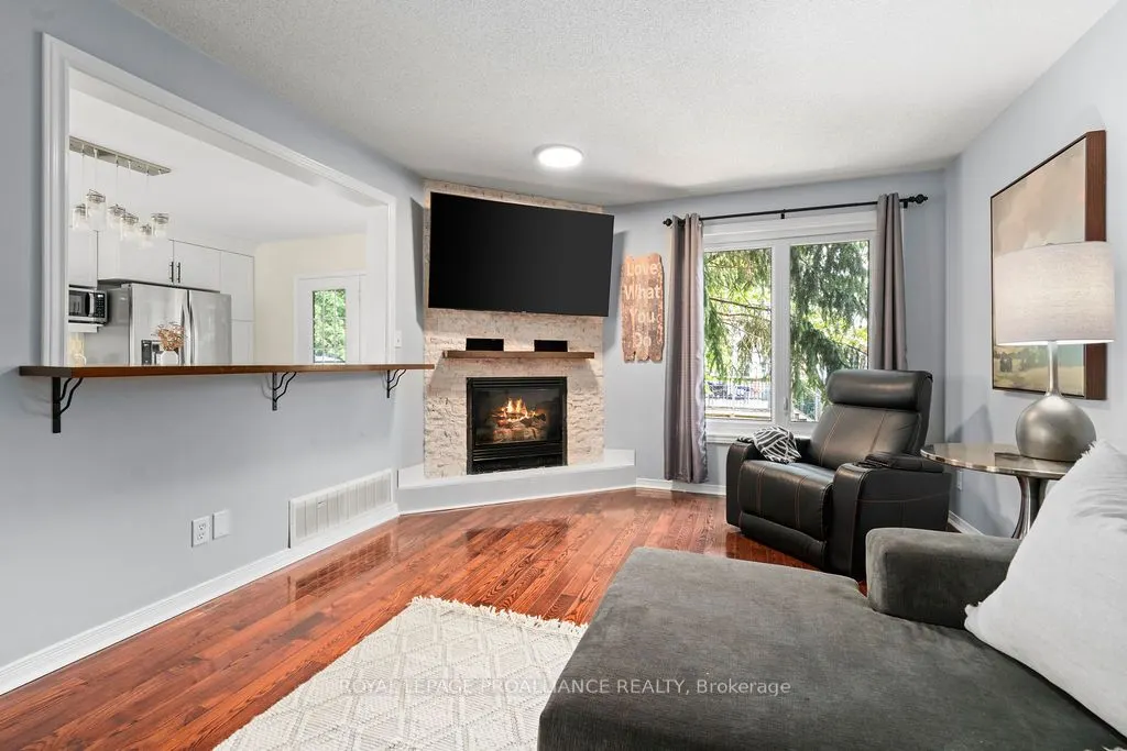 56 Sherwood Crescent