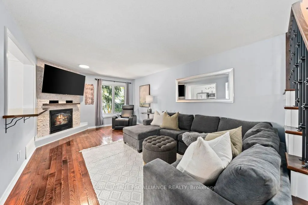 56 Sherwood Crescent