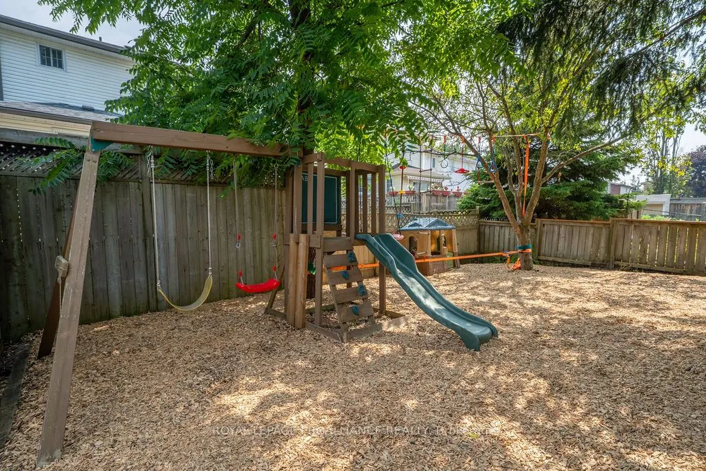 56 Sherwood Crescent