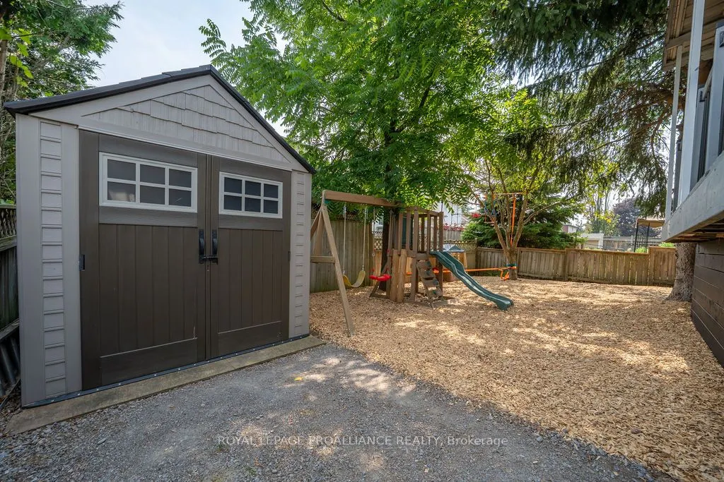 56 Sherwood Crescent