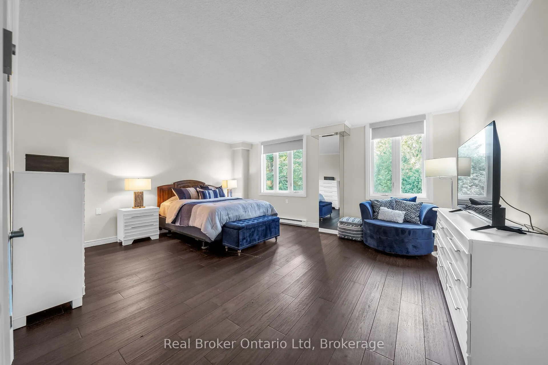 150 Wilson Street W, #314