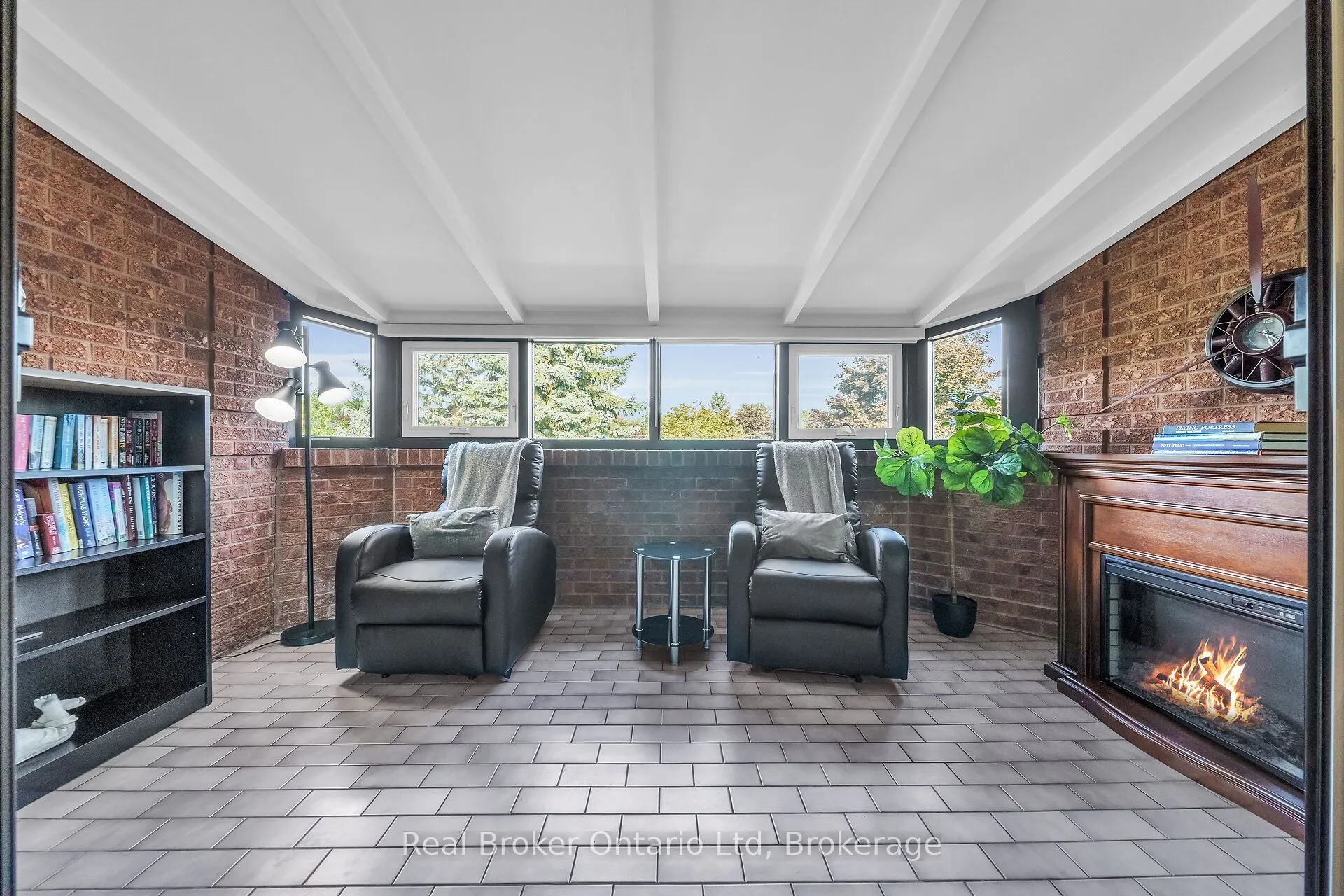 150 Wilson Street W, #314