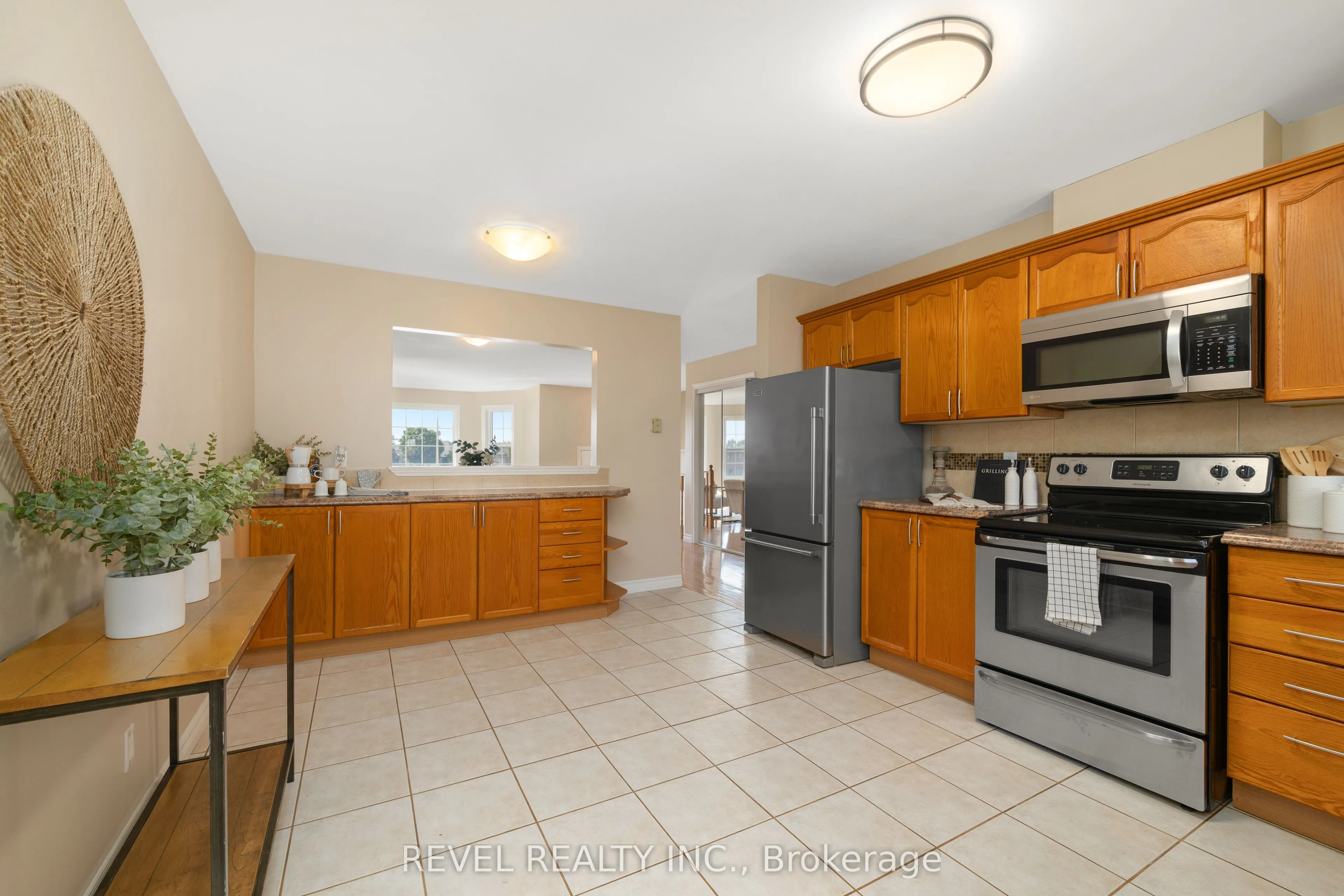 22 McGibbon Boulevard