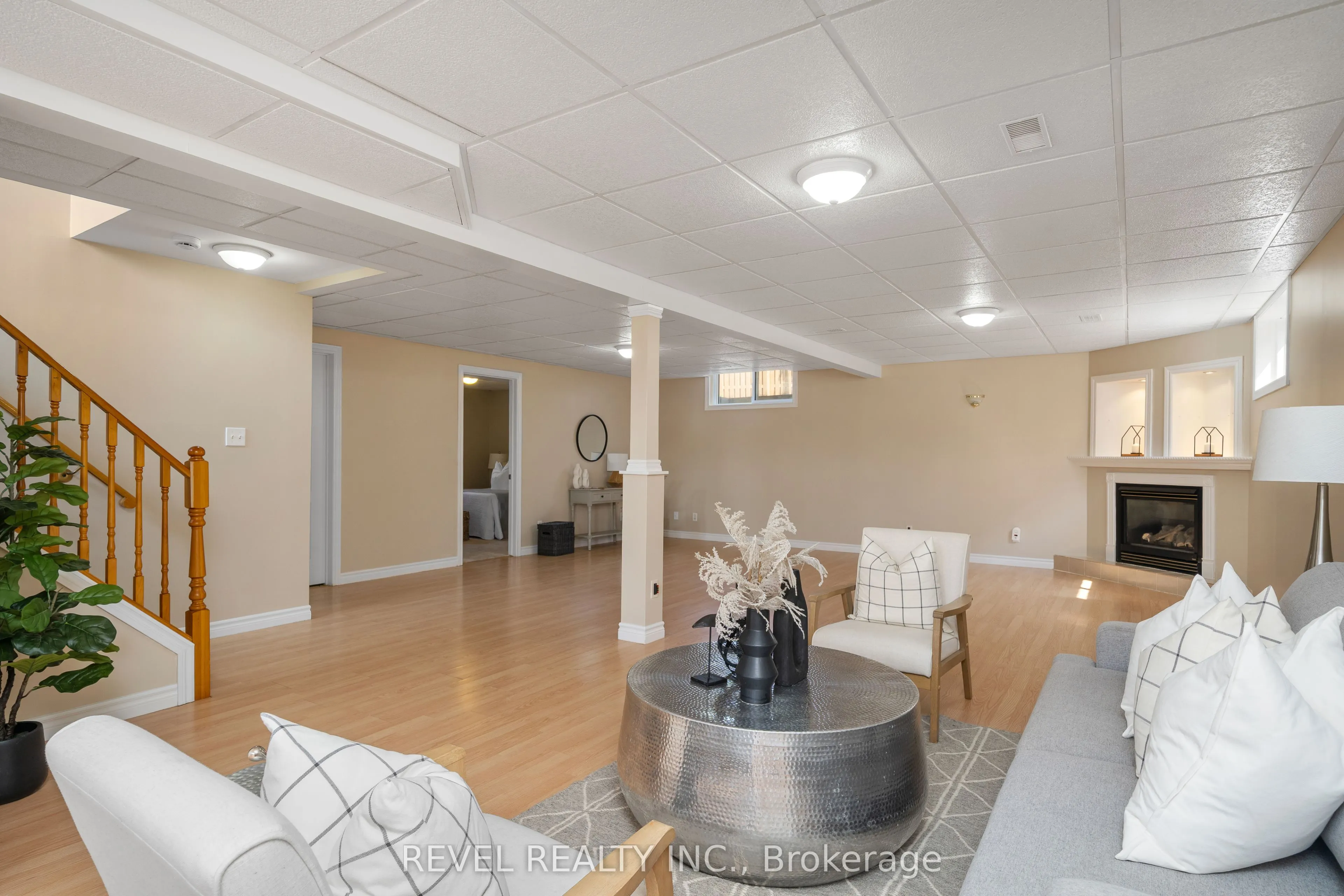22 McGibbon Boulevard