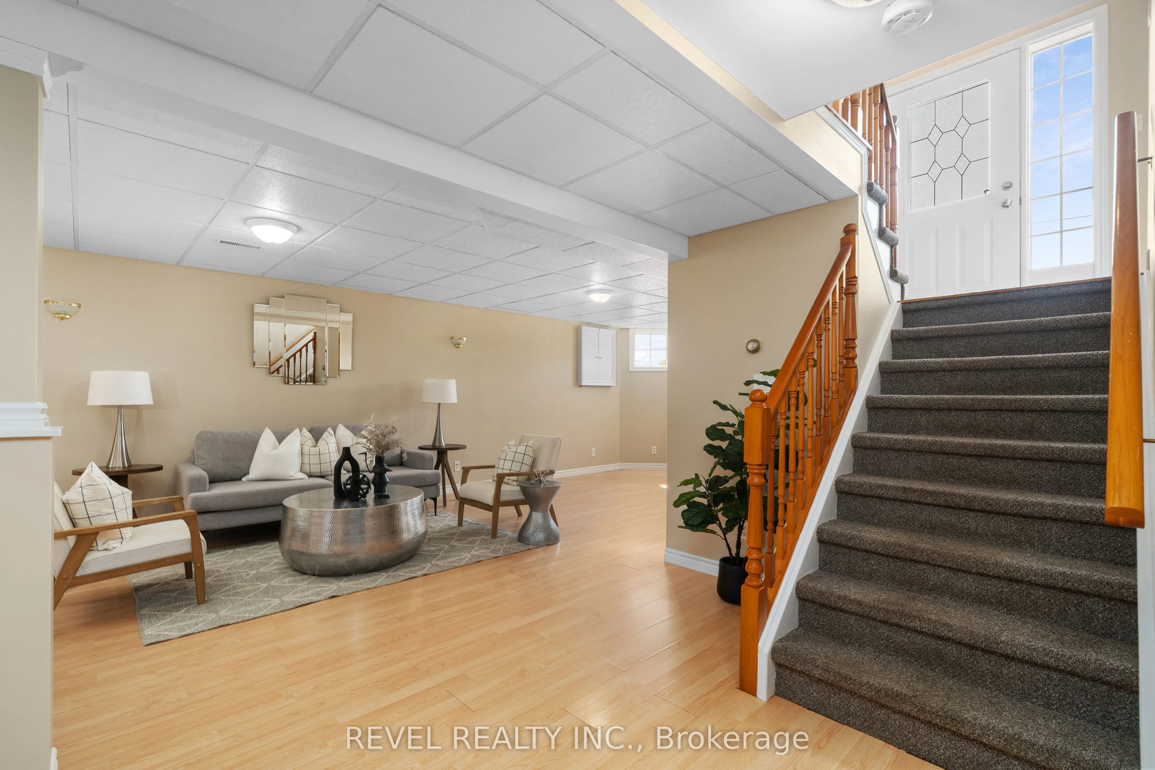 22 McGibbon Boulevard