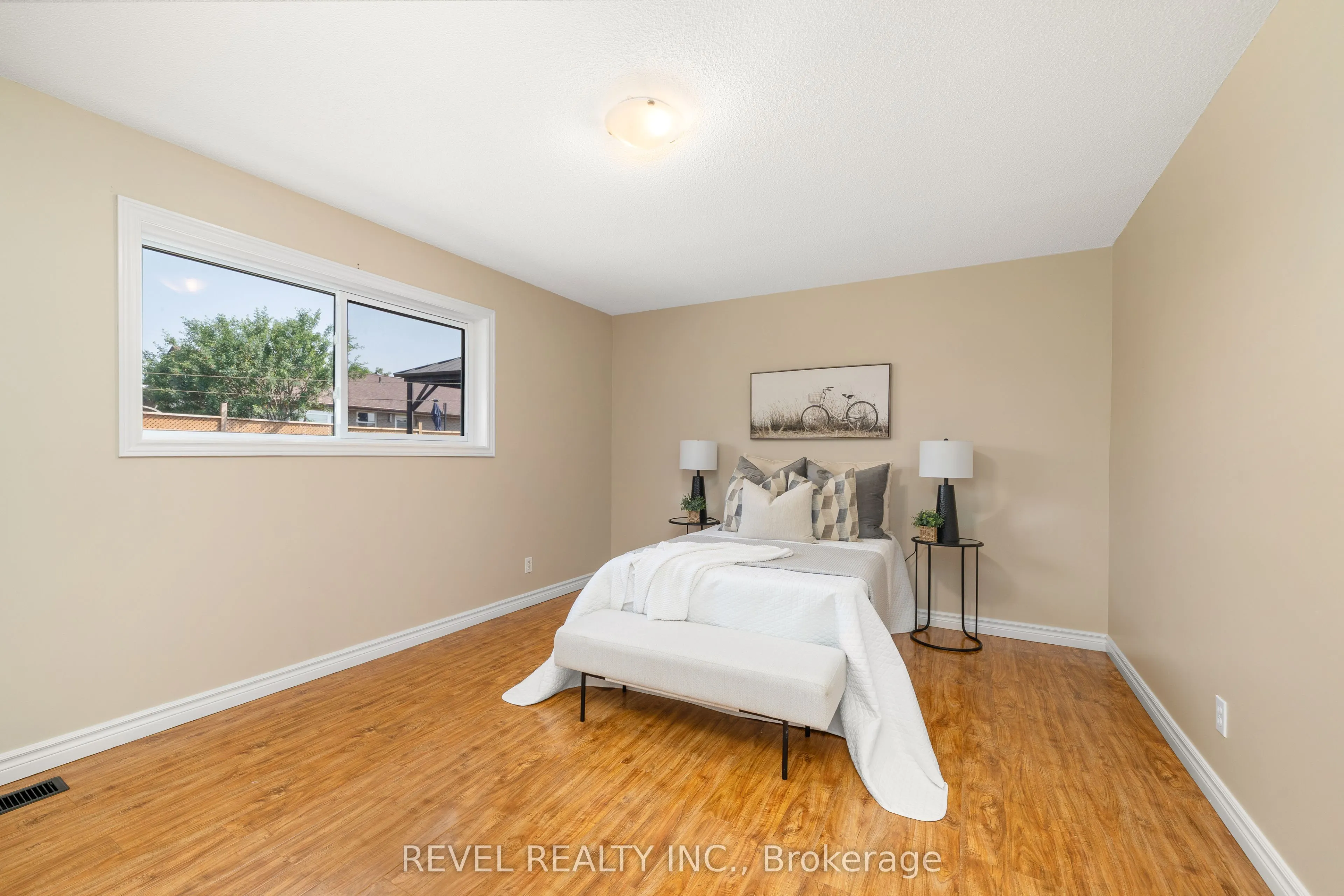 22 McGibbon Boulevard