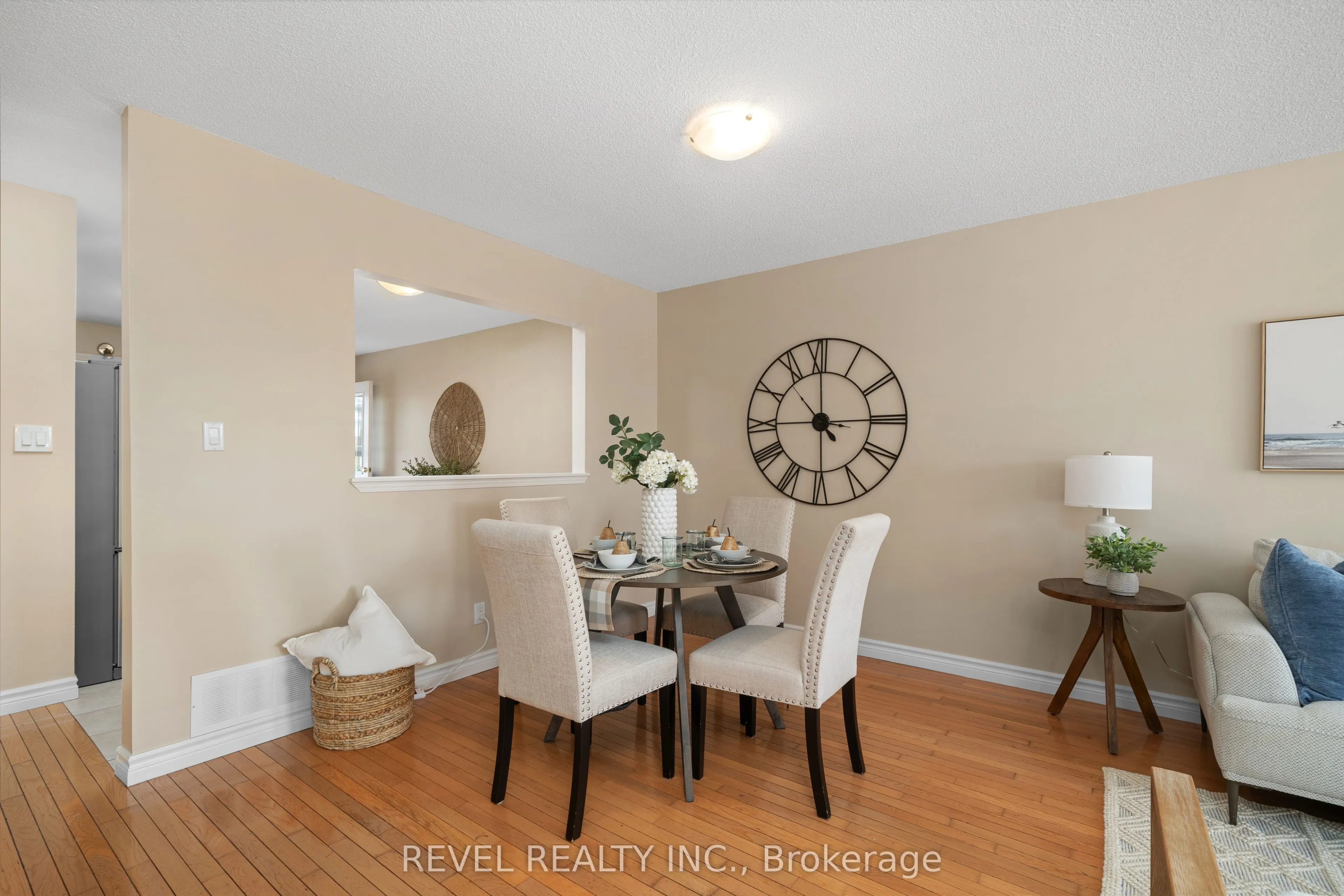 22 McGibbon Boulevard