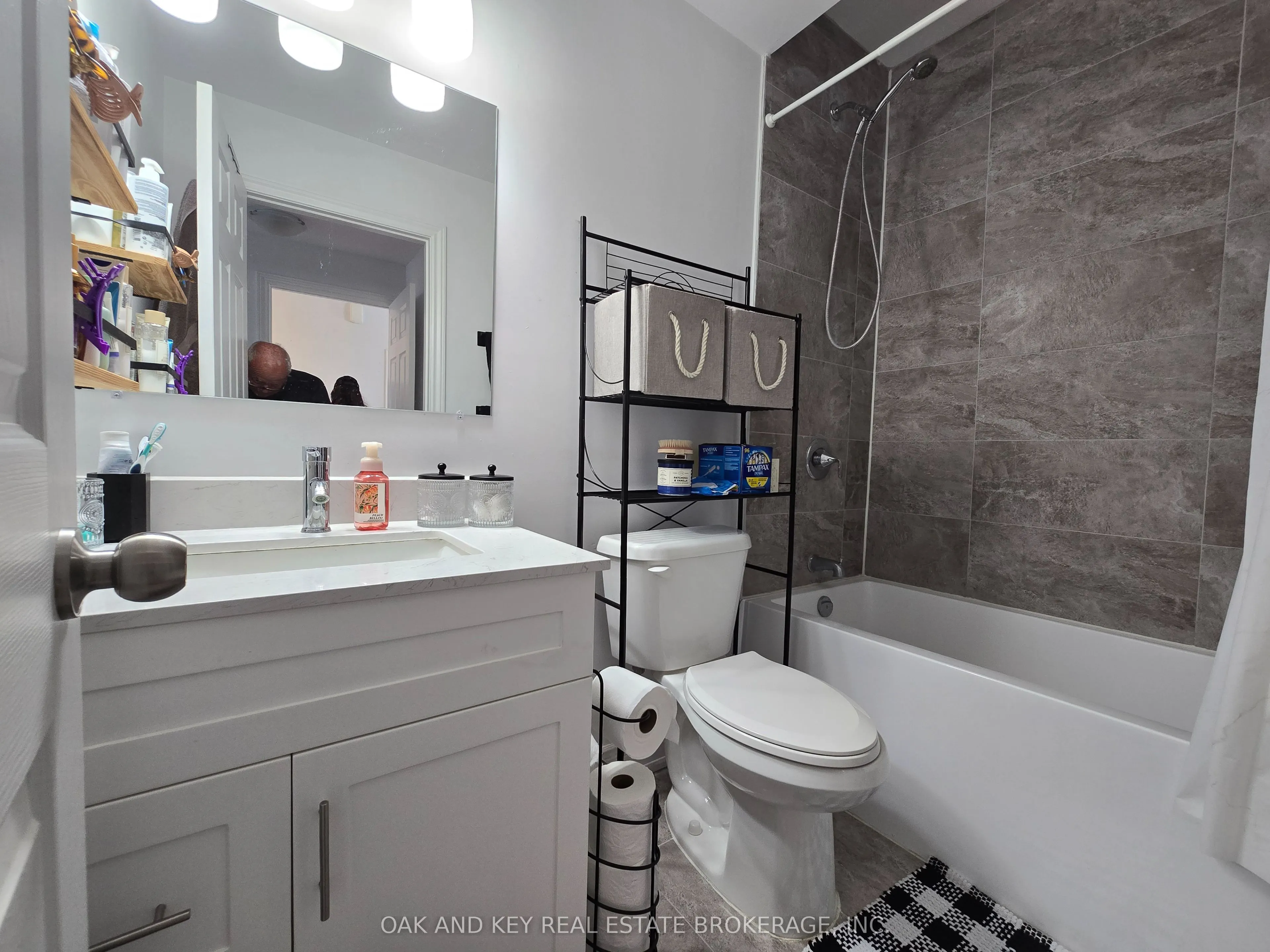 255 Woolwich Street, #204