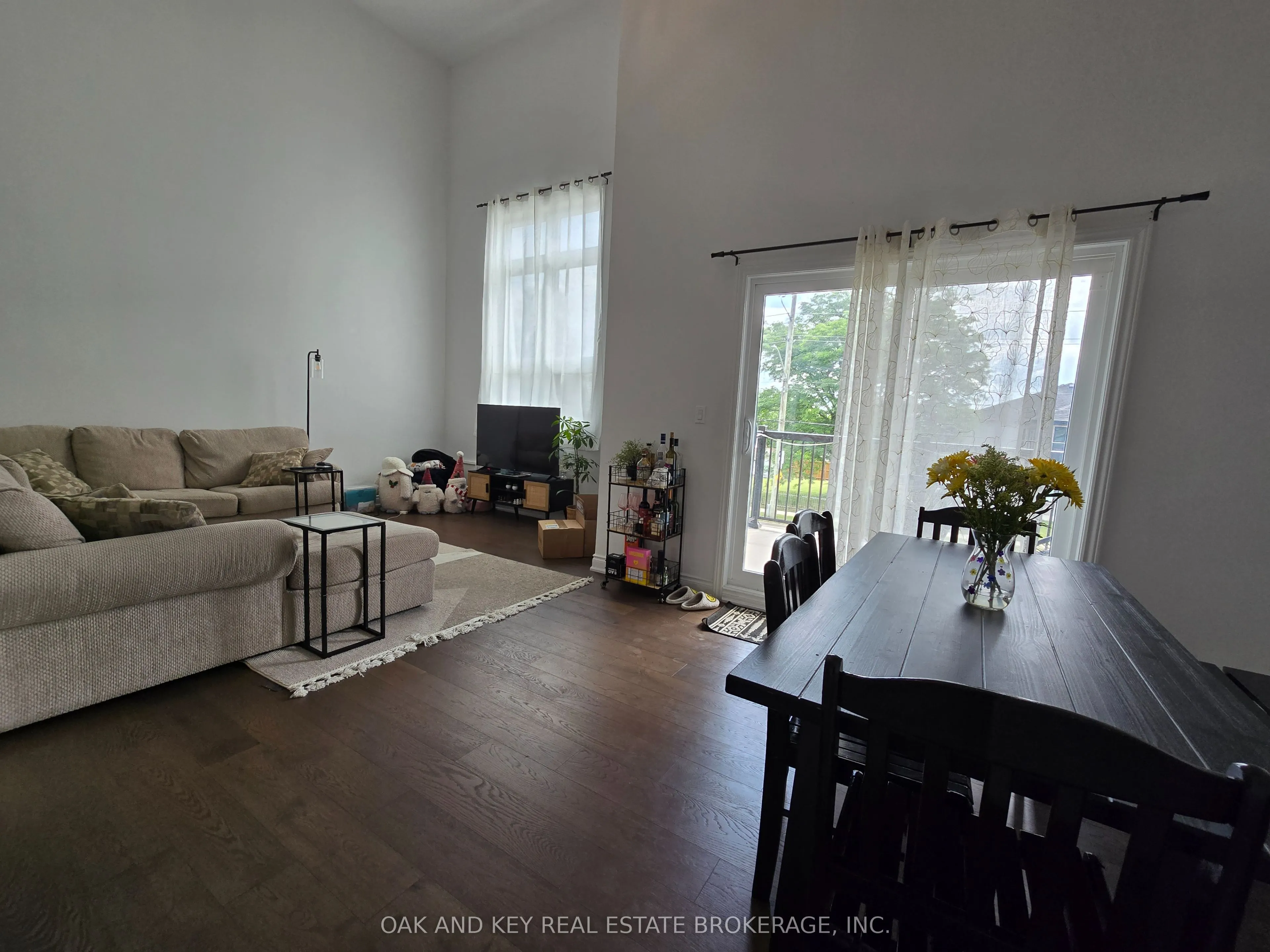 255 Woolwich Street, #204