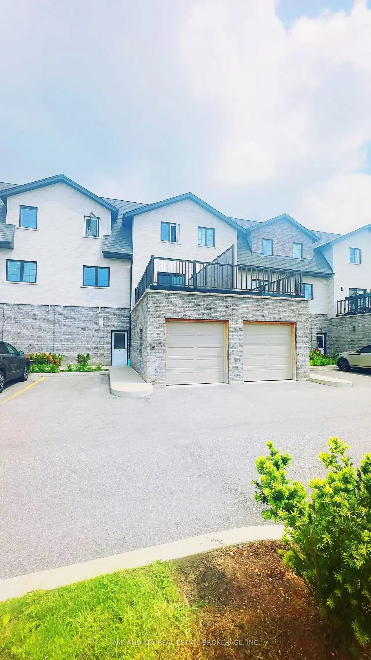 255 Woolwich Street, #204