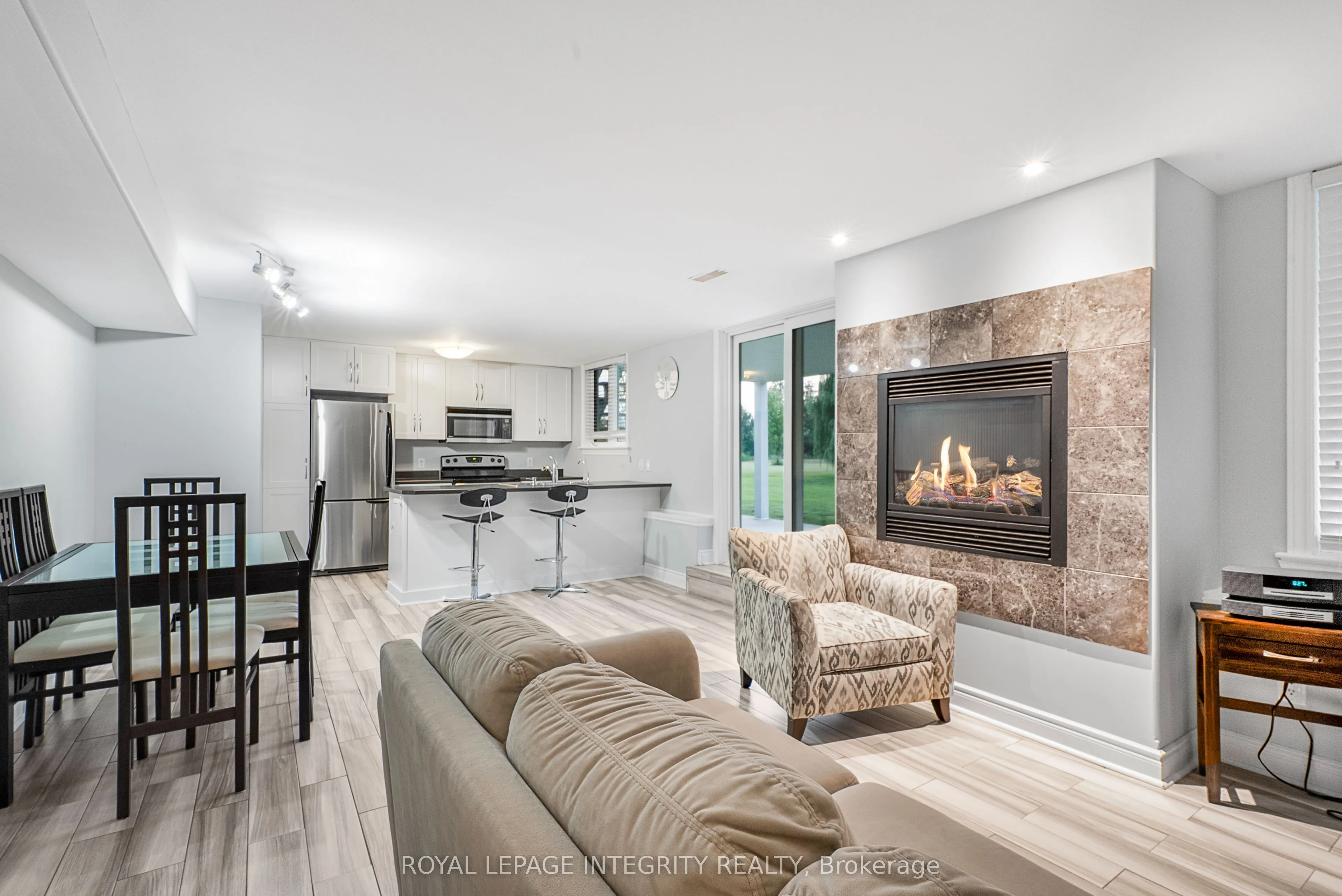 150 Ashton Creek Crescent
