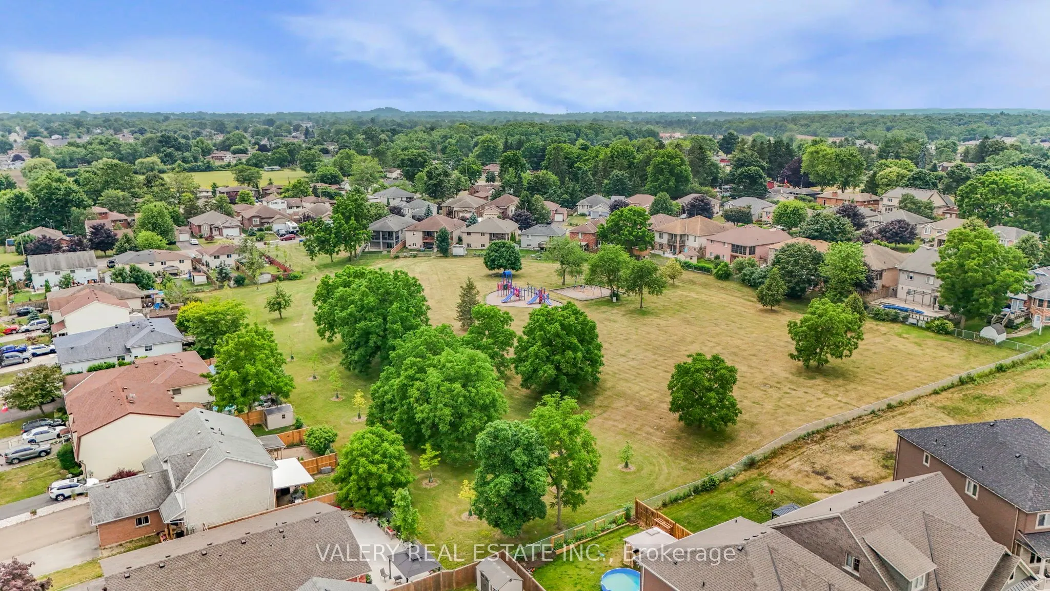 17 Oriole Crescent