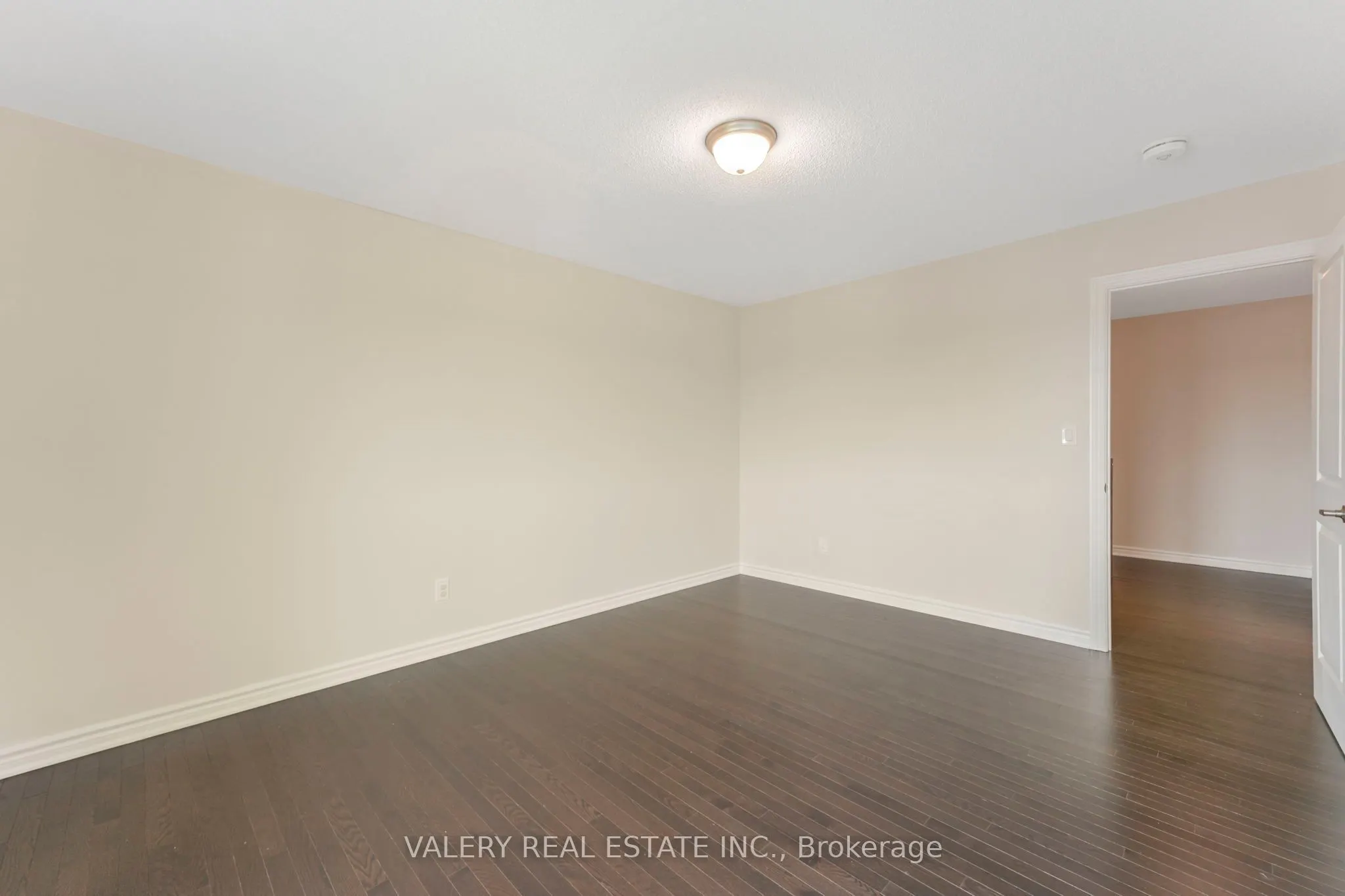 17 Oriole Crescent