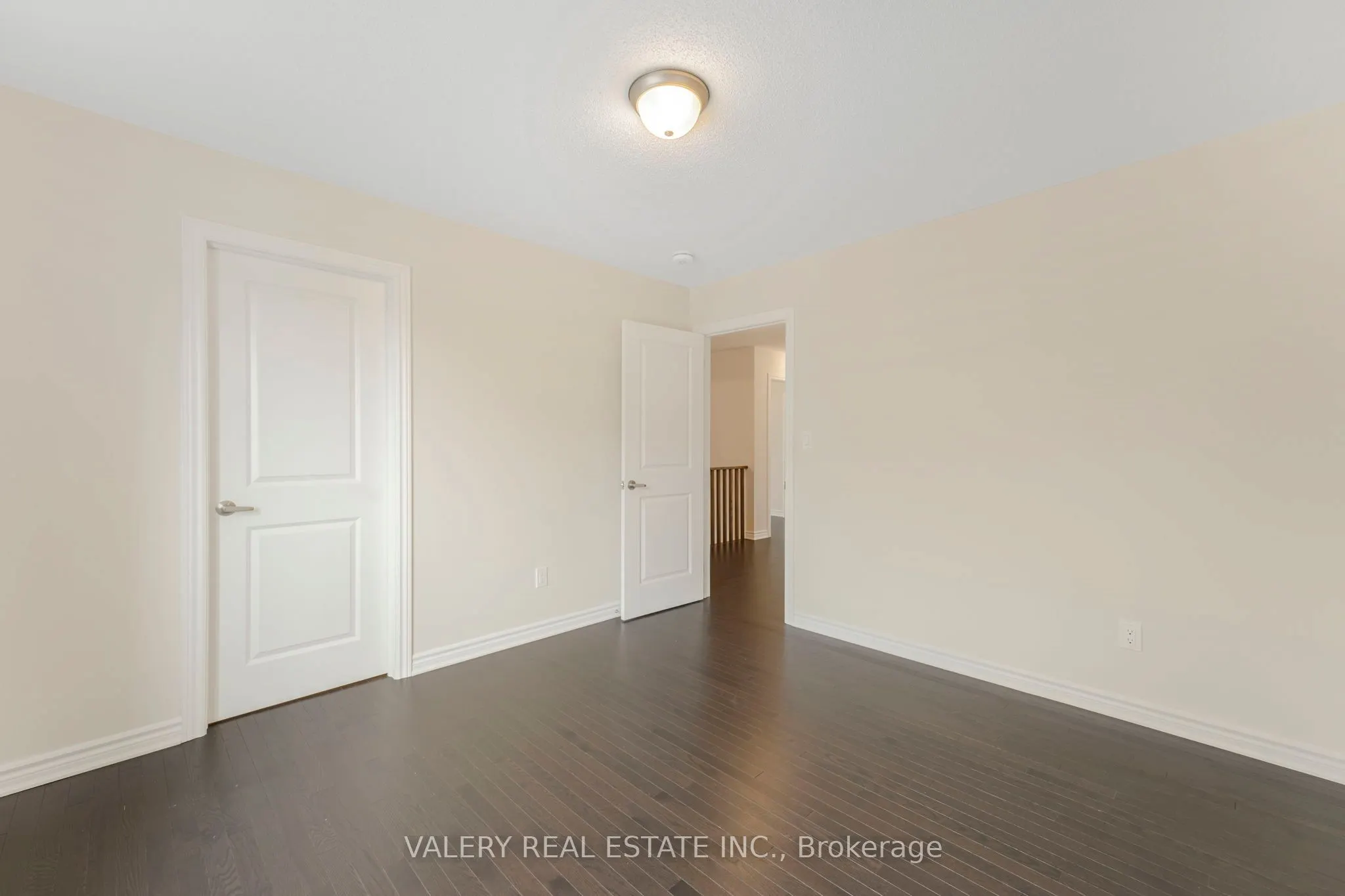 17 Oriole Crescent
