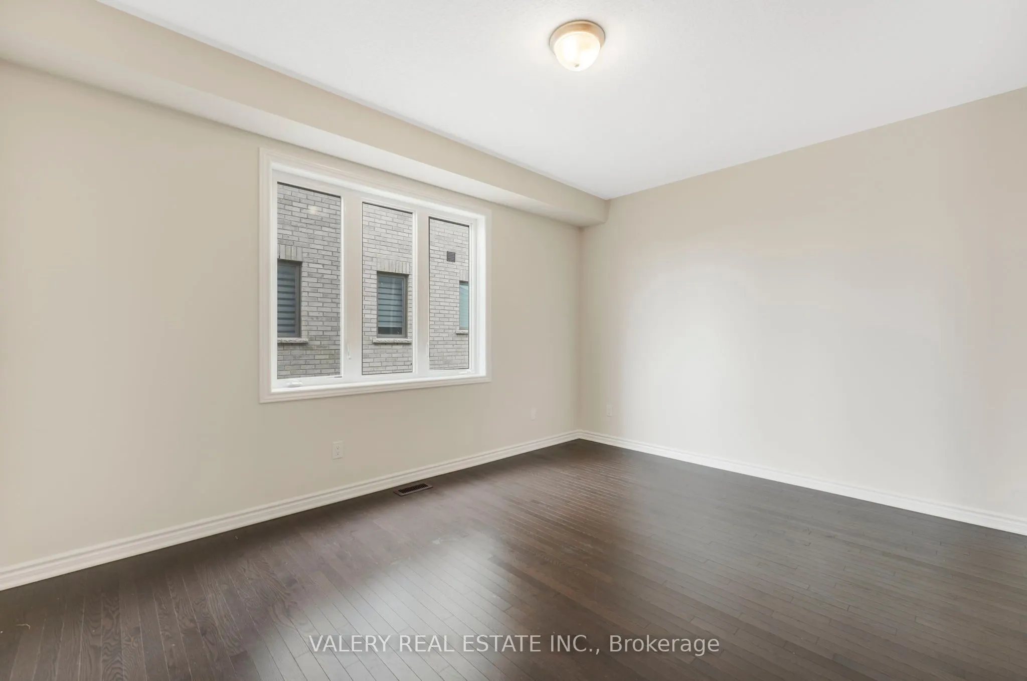 17 Oriole Crescent