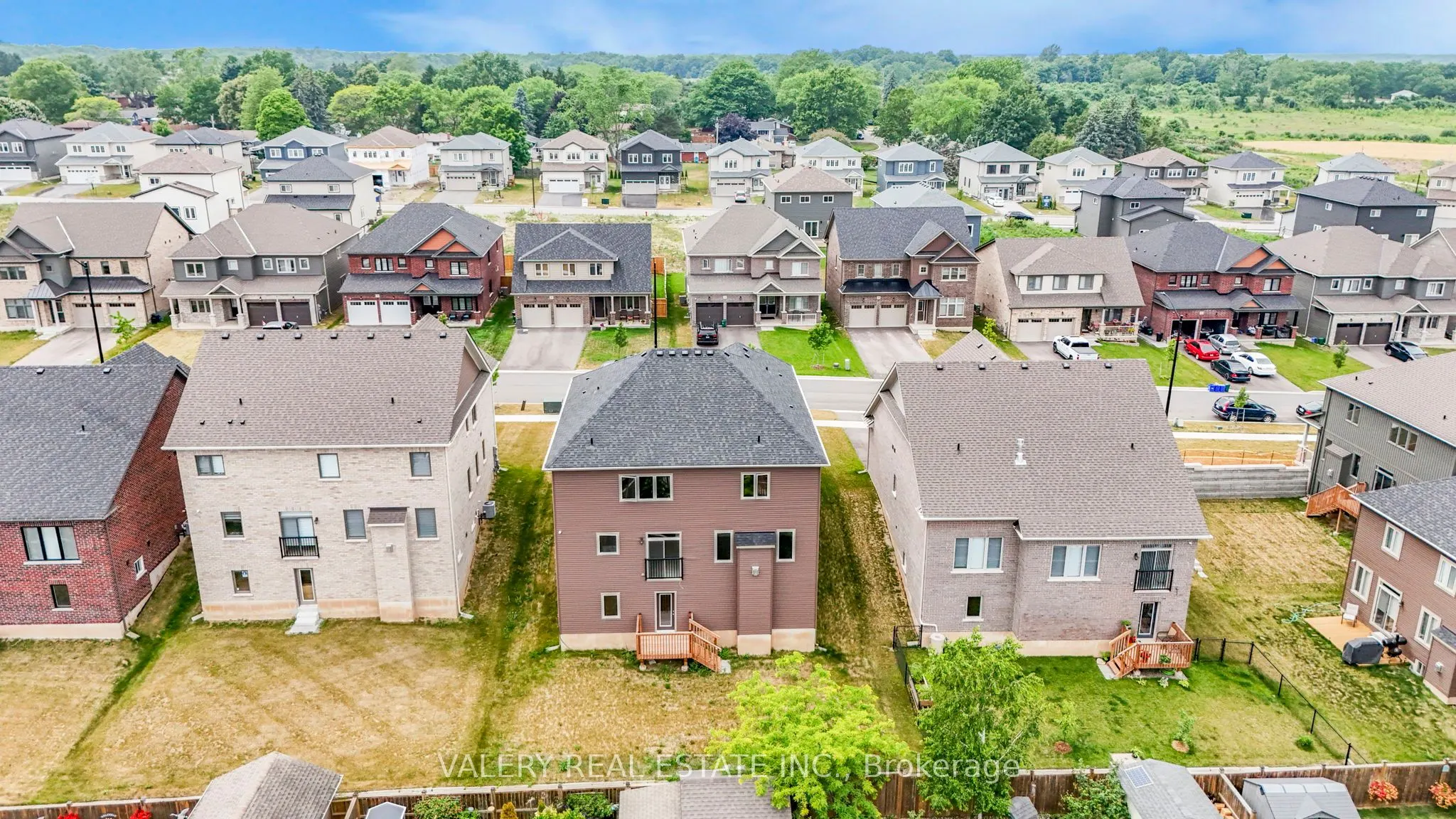 17 Oriole Crescent