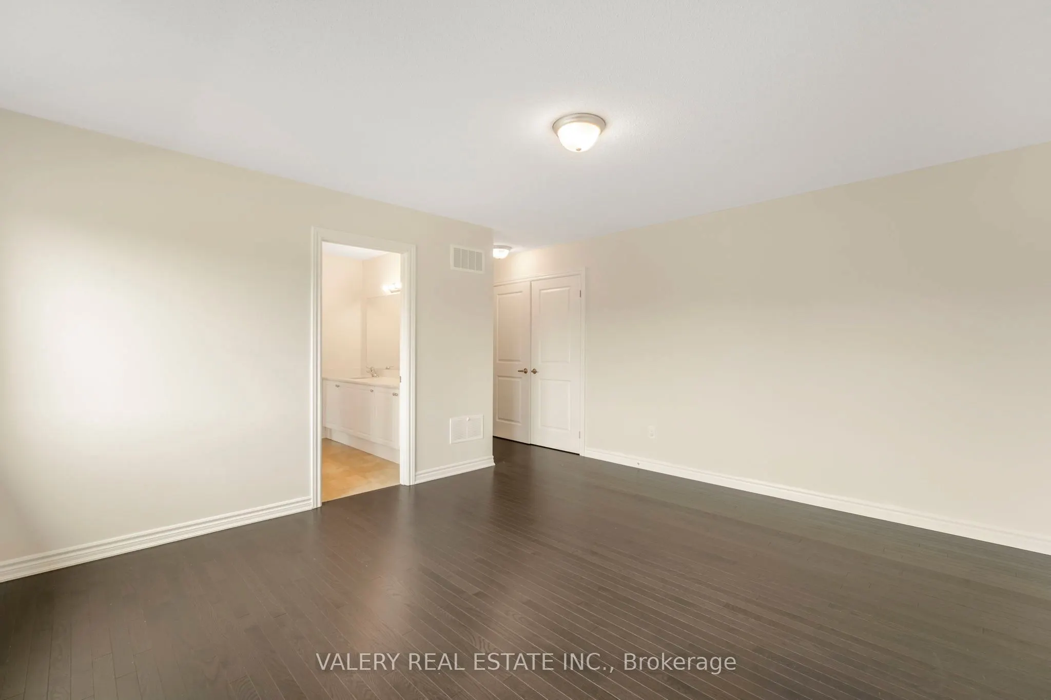 17 Oriole Crescent