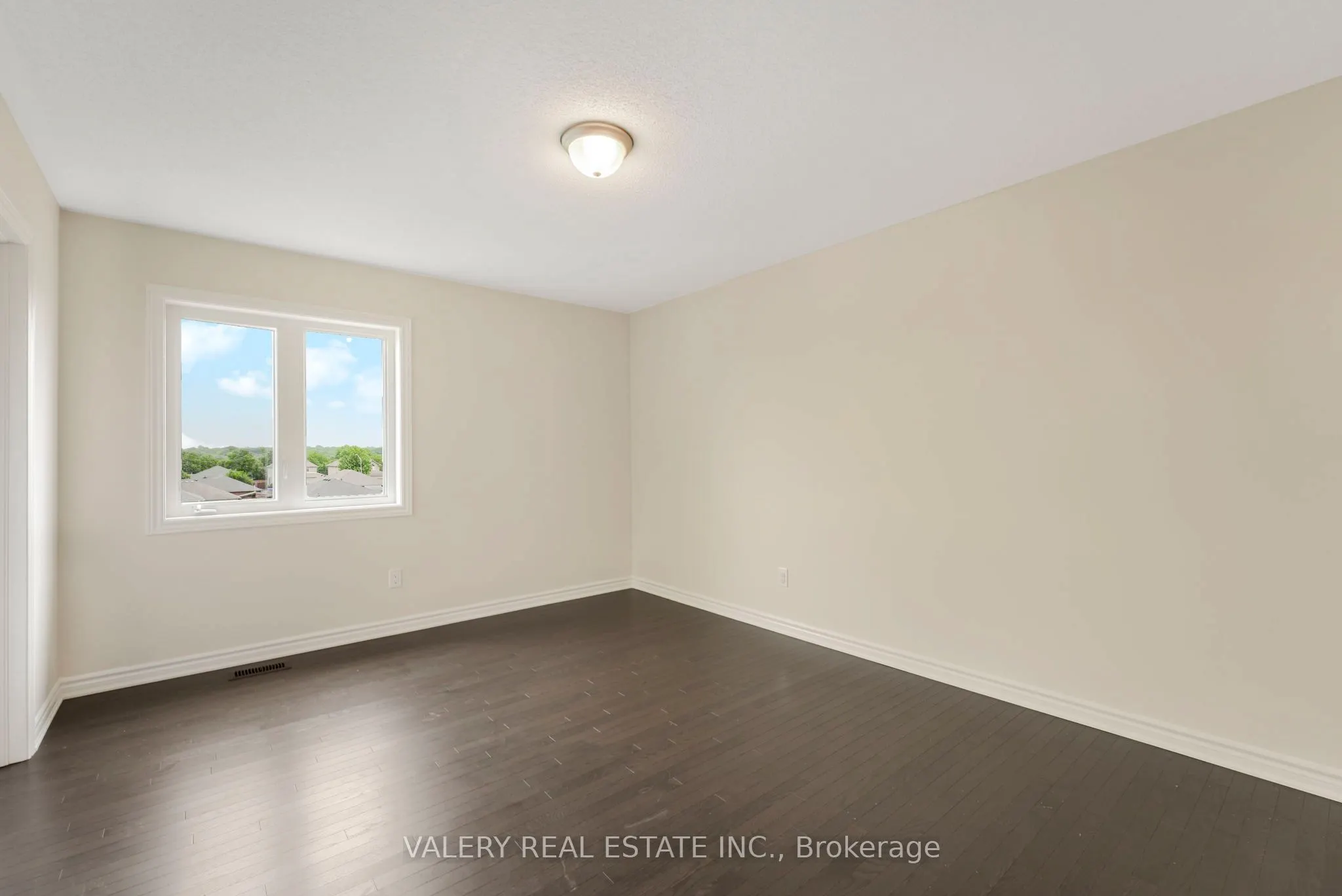 17 Oriole Crescent