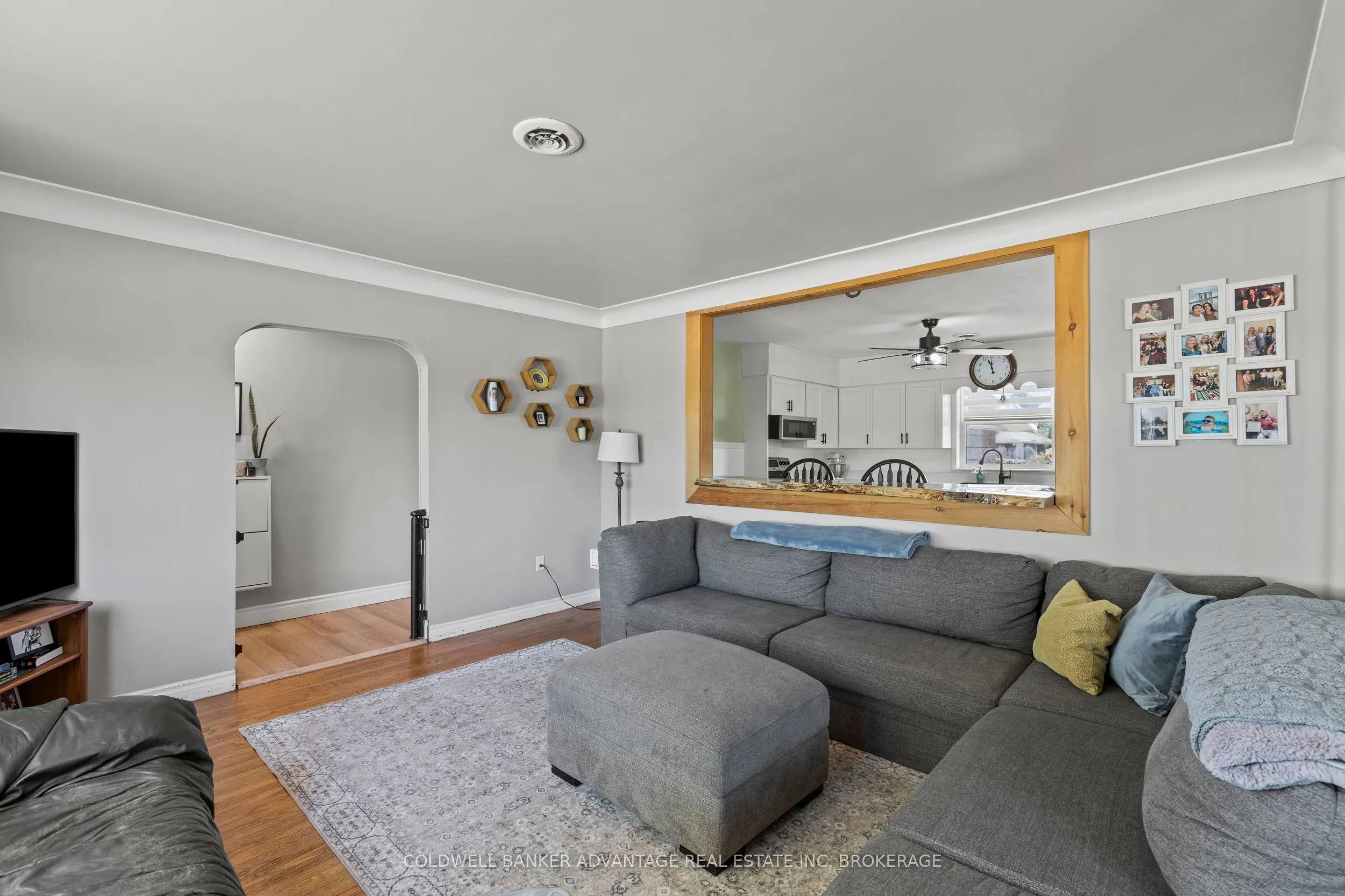407 Steele Street