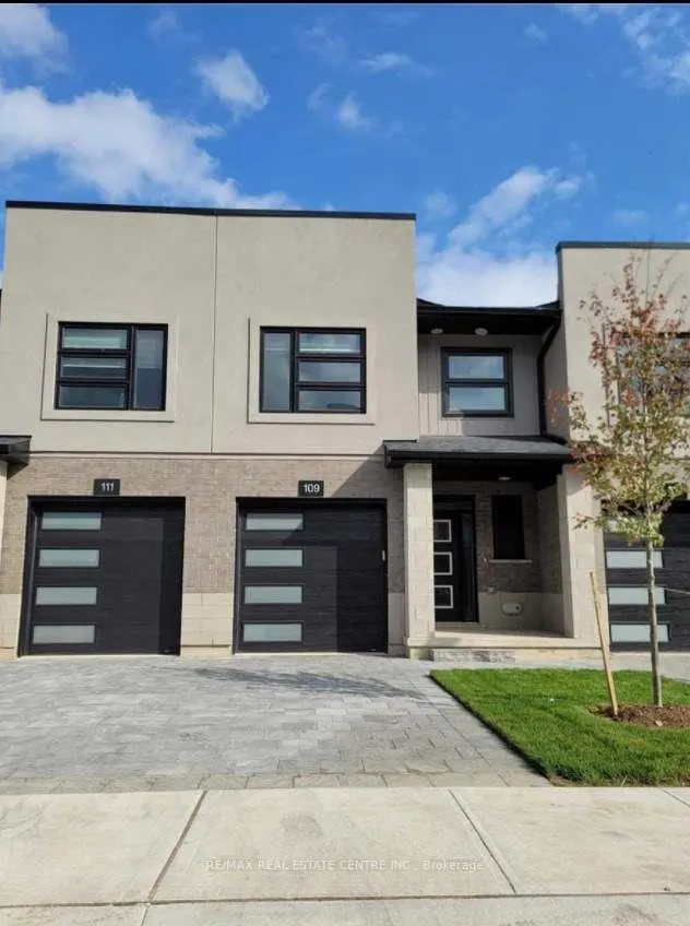 3380 Singleton Avenue, #109