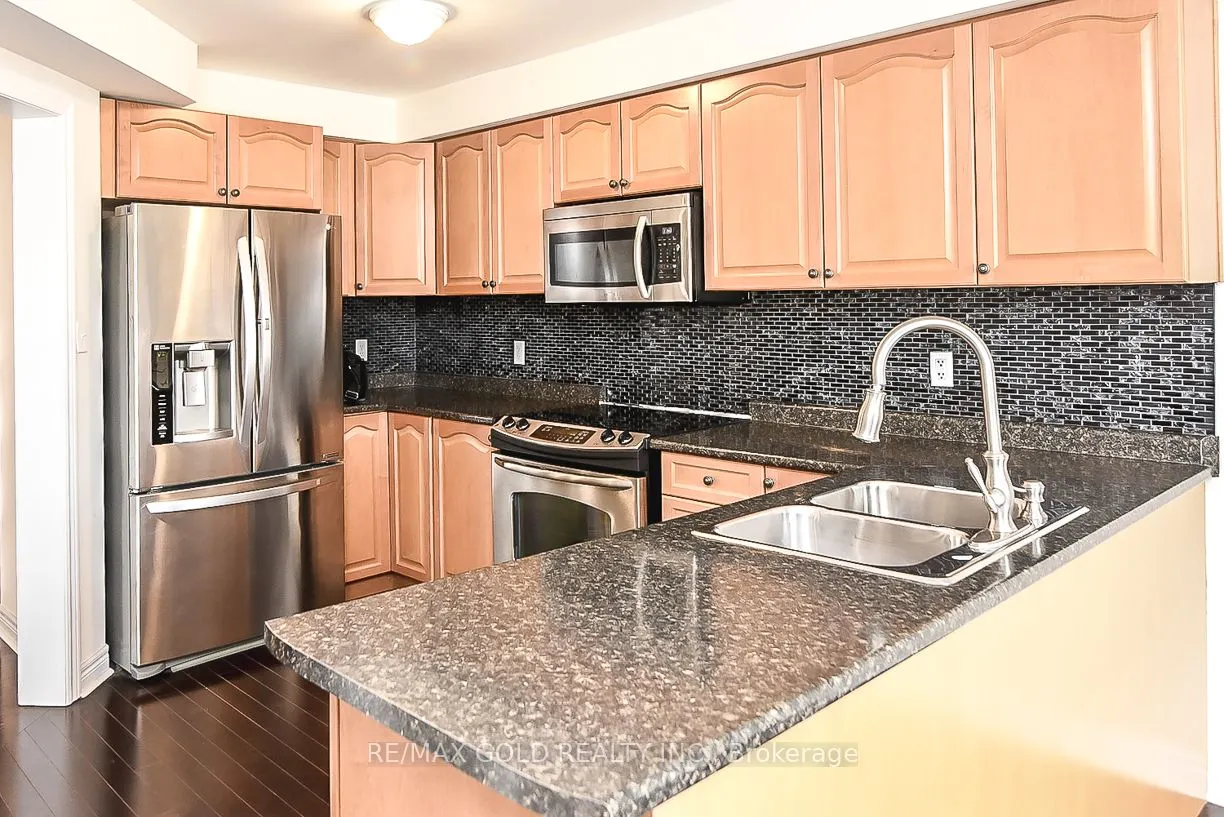 6 Keith Crescent