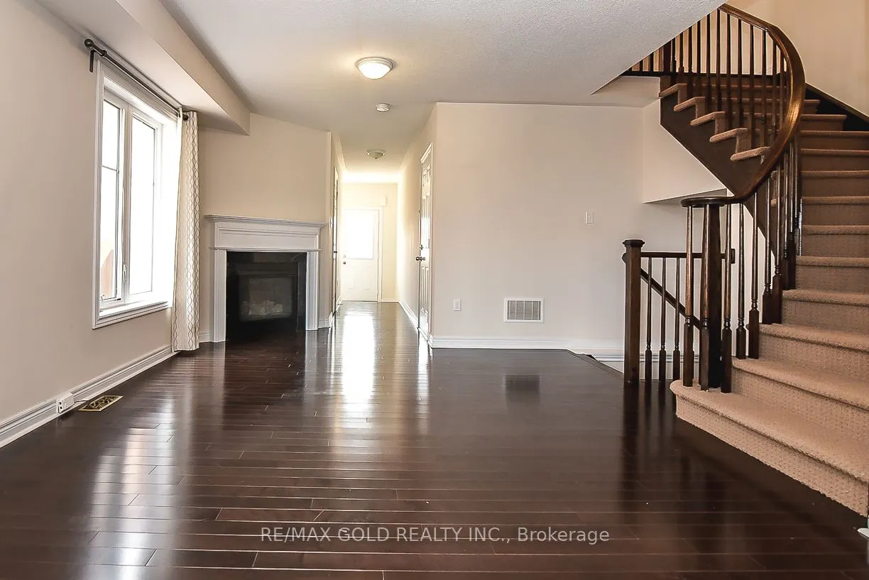 6 Keith Crescent