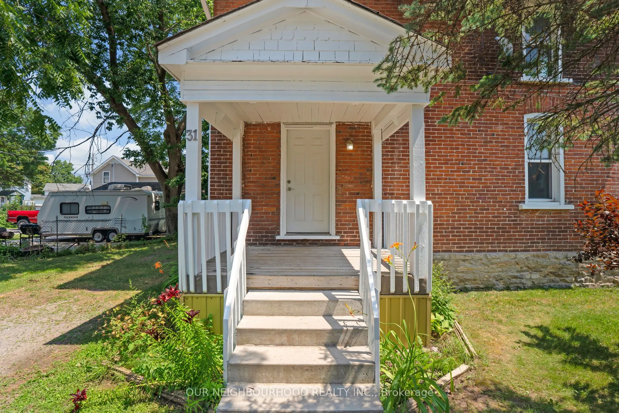 31 Canrobert Street N